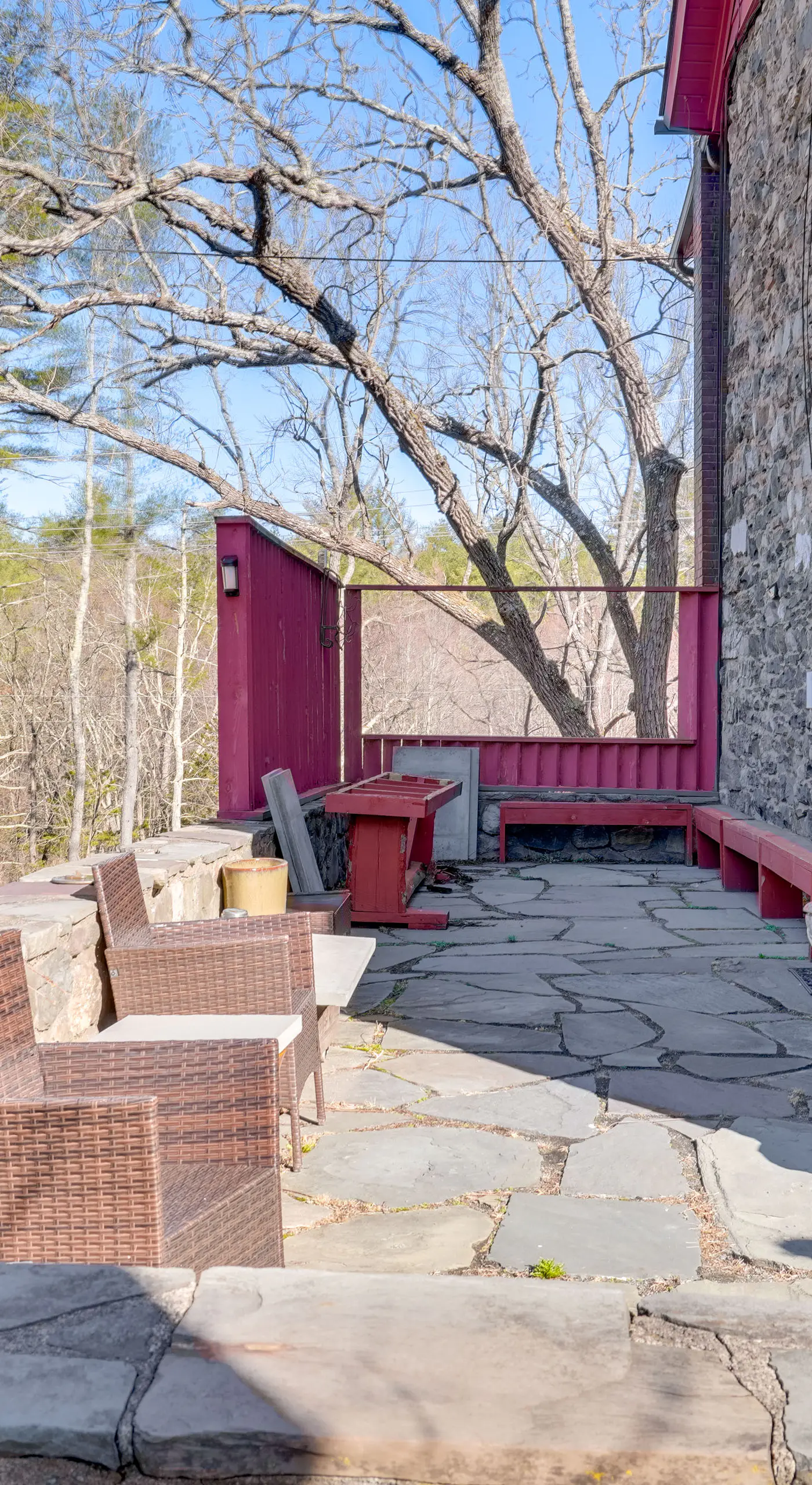 Historic Manor 3 Mi to Shawnee Mtn! Pet Friendly