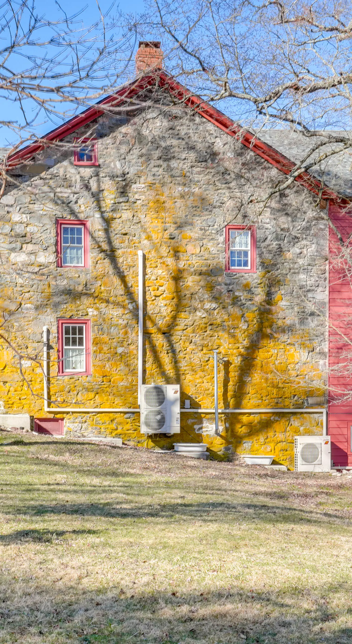 Historic Manor 3 Mi to Shawnee Mtn! Pet Friendly