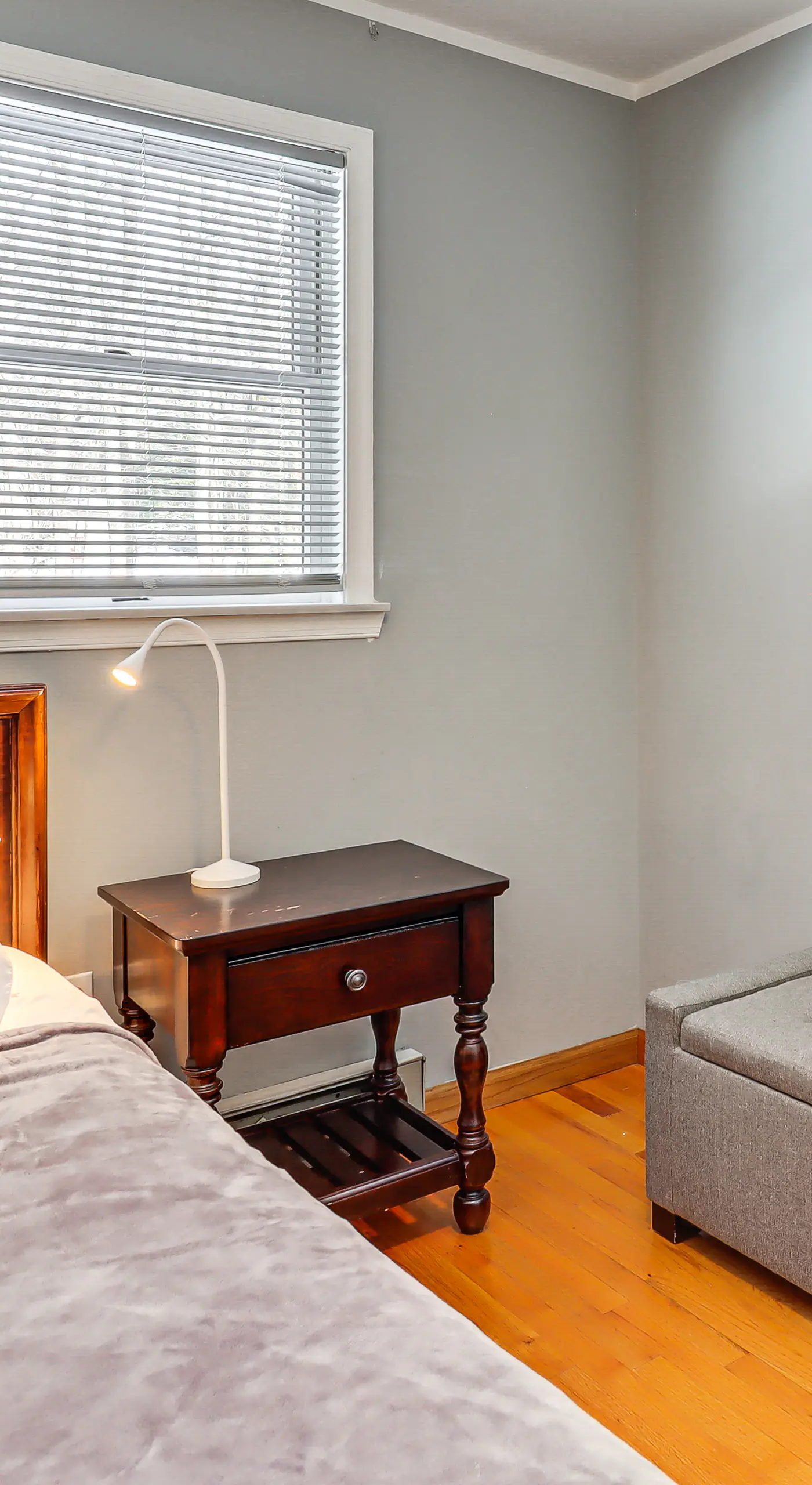 4 Mi to Camelback! Group-Friendly Poconos Cabin