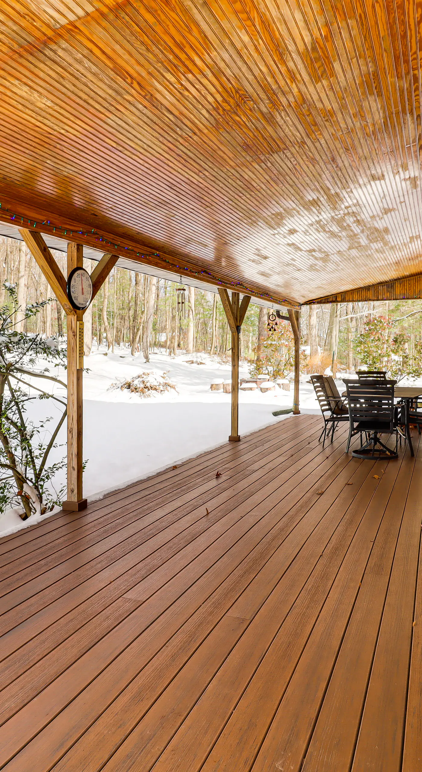 4 Mi to Camelback! Group-Friendly Poconos Cabin