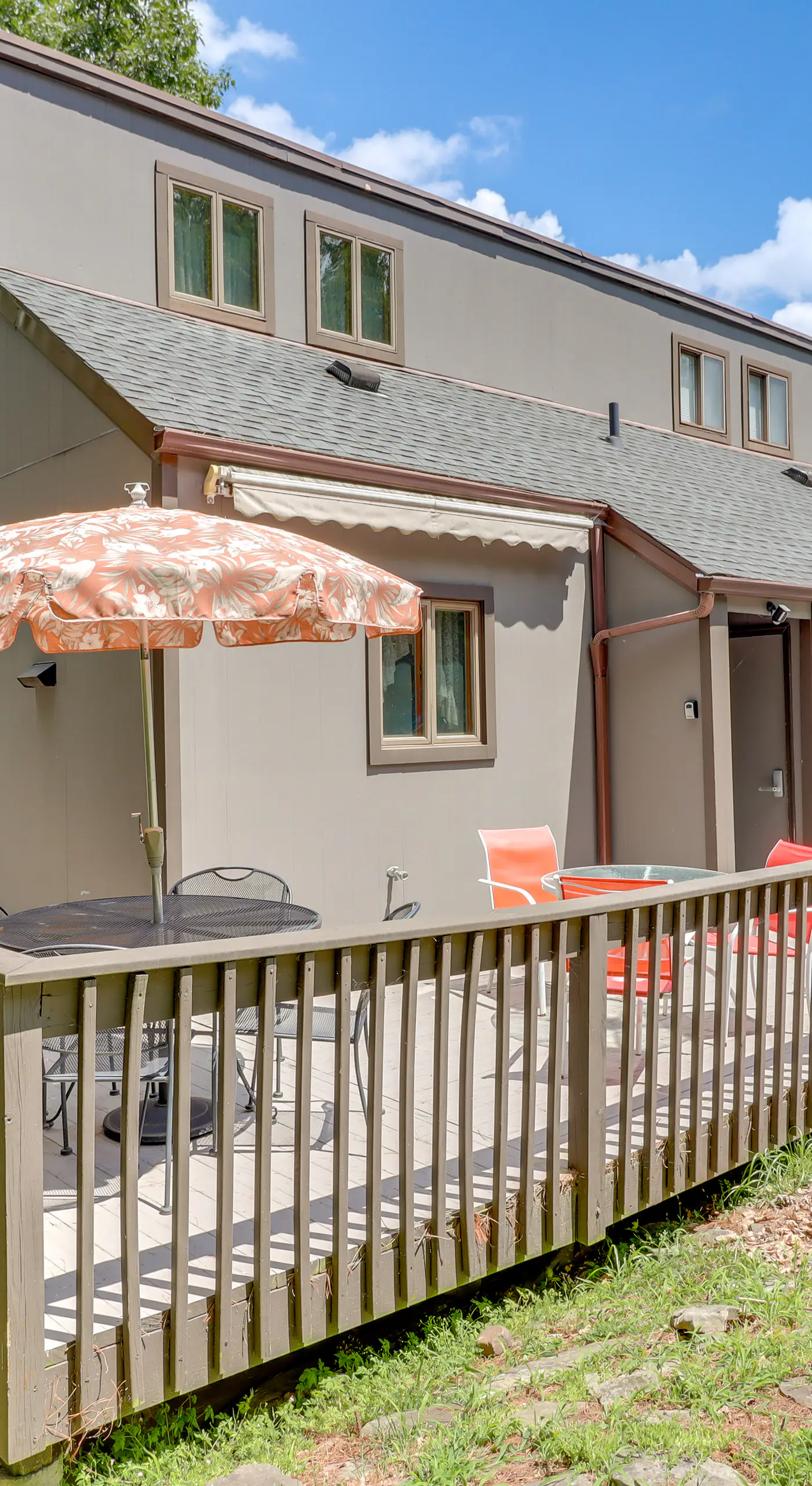 Community Indoor Pool: Tannersville Townhome