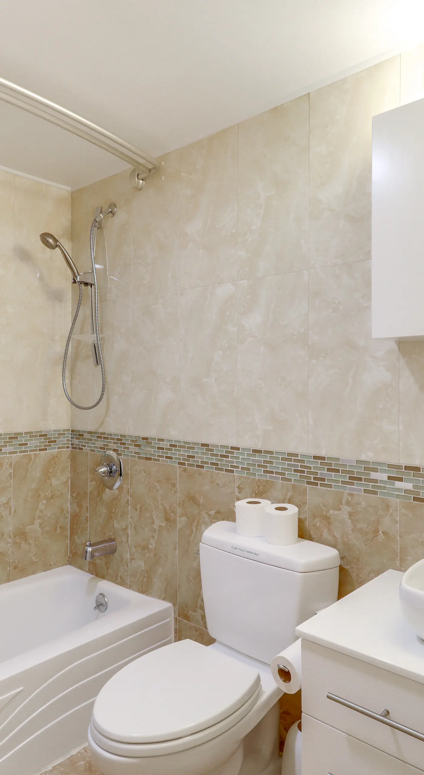 Community Indoor Pool: Tannersville Townhome