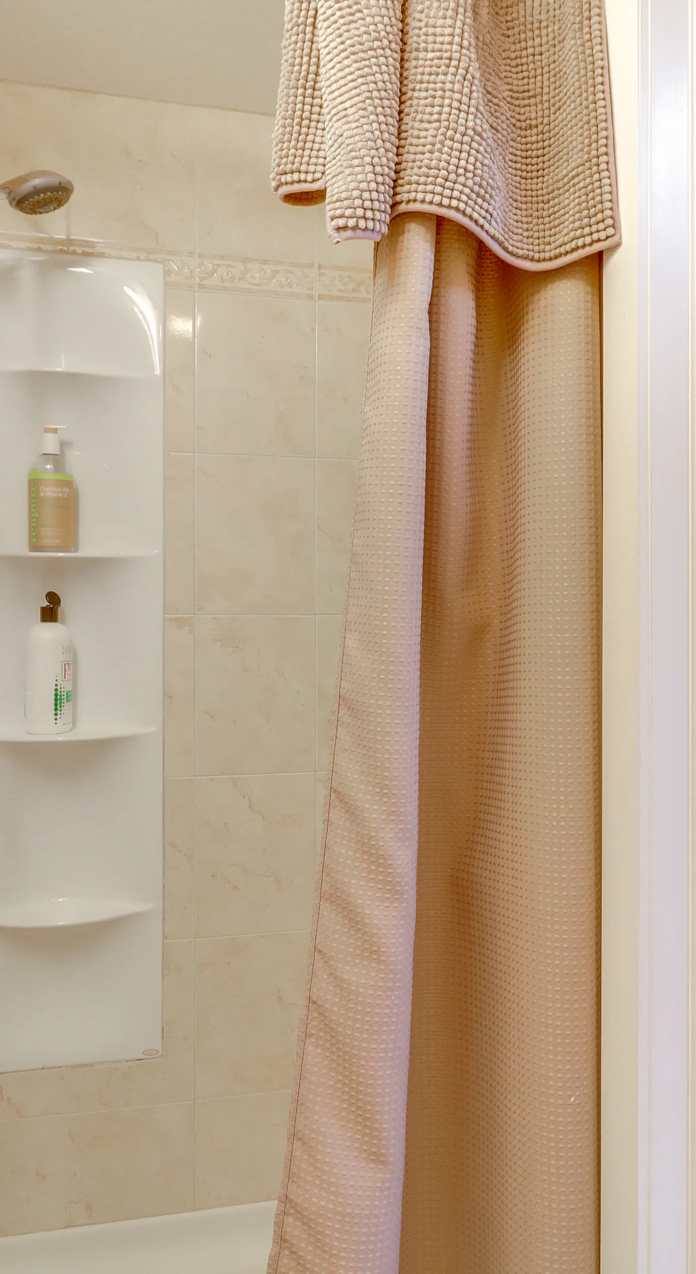 Community Indoor Pool: Tannersville Townhome