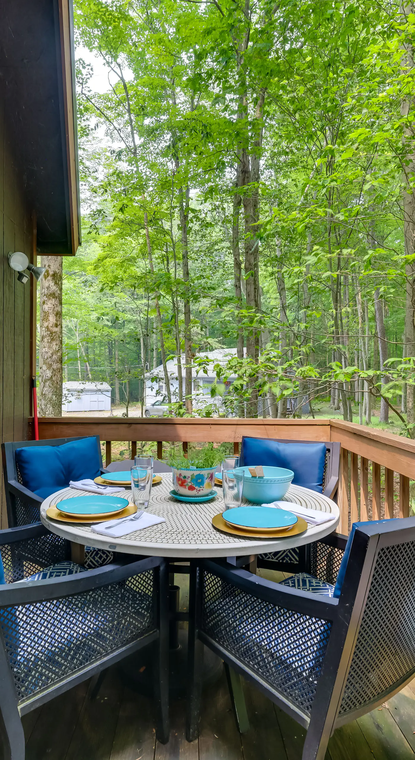 Fire Pit & Grill: 'Woodside Nest' in Pocono Lake!