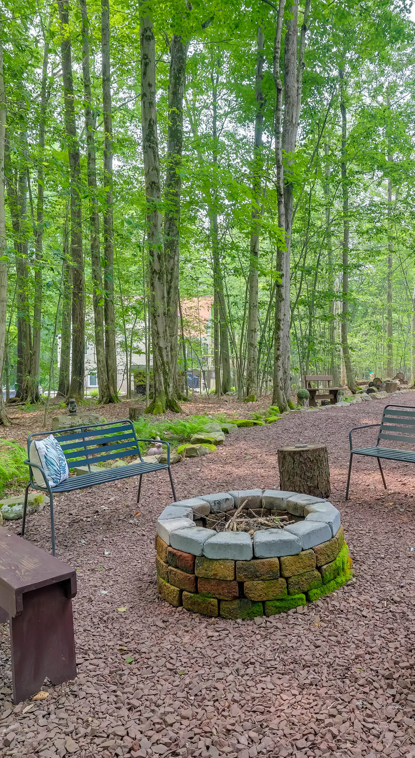 Fire Pit & Grill: 'Woodside Nest' in Pocono Lake!