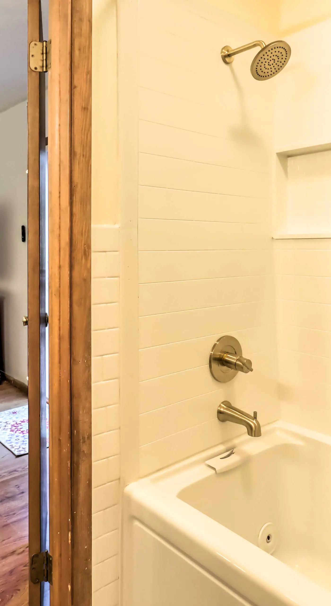 Near Big Boulder Mtn: Cabin w/ Furnished Deck
