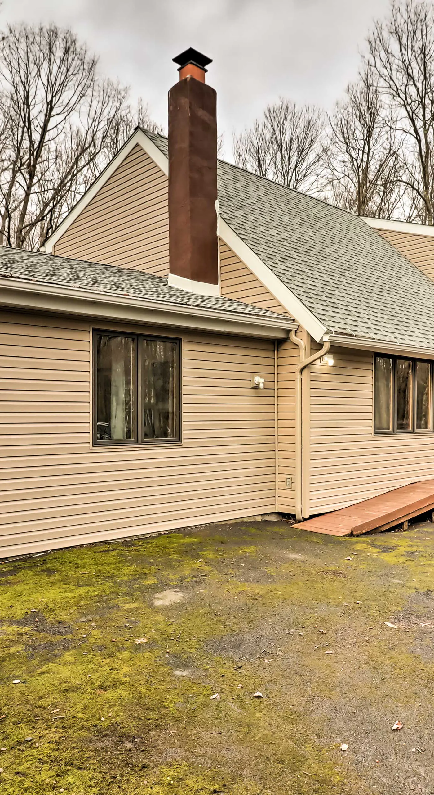 Near Big Boulder Mtn: Cabin w/ Furnished Deck