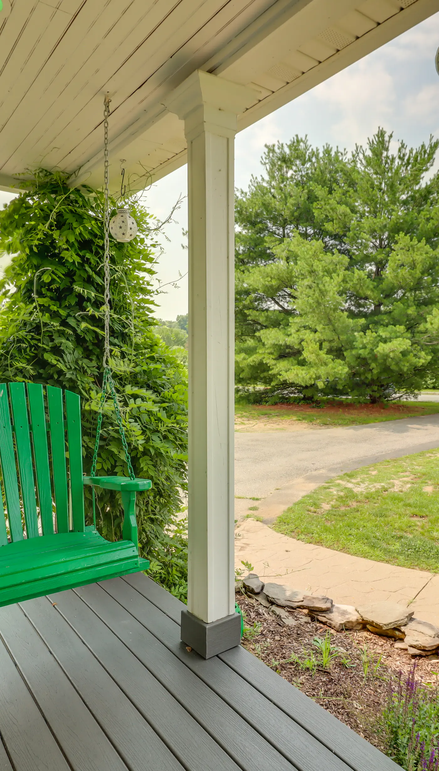 Calm Columbia Haven: Outdoor Pool, Hot Tub!