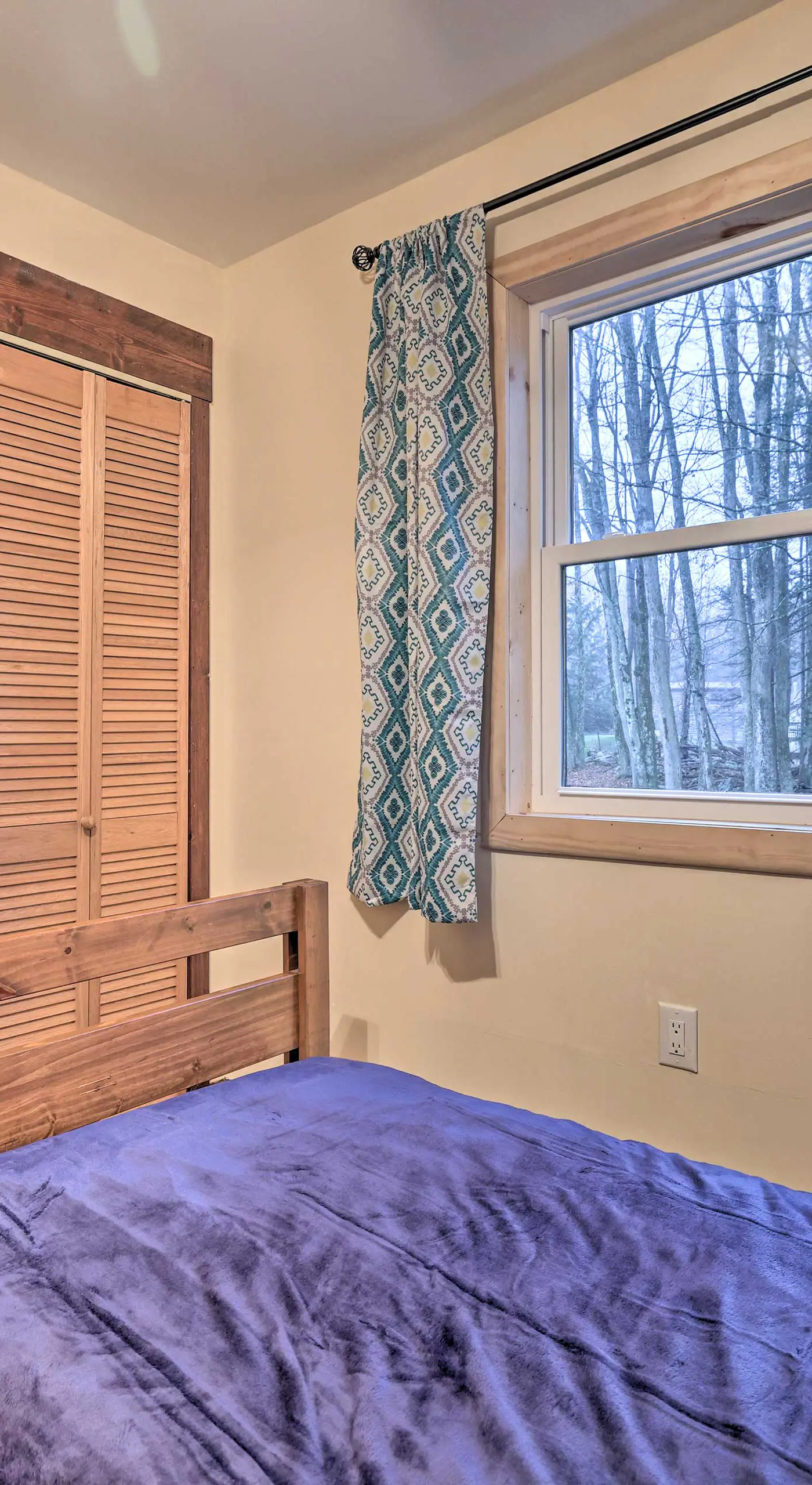 Peaceful Wooded Retreat at Lake Wallenpaupack!