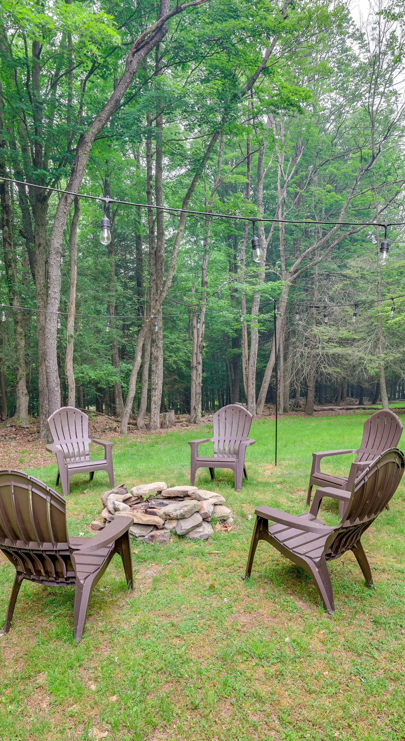 Peaceful Wooded Retreat at Lake Wallenpaupack!