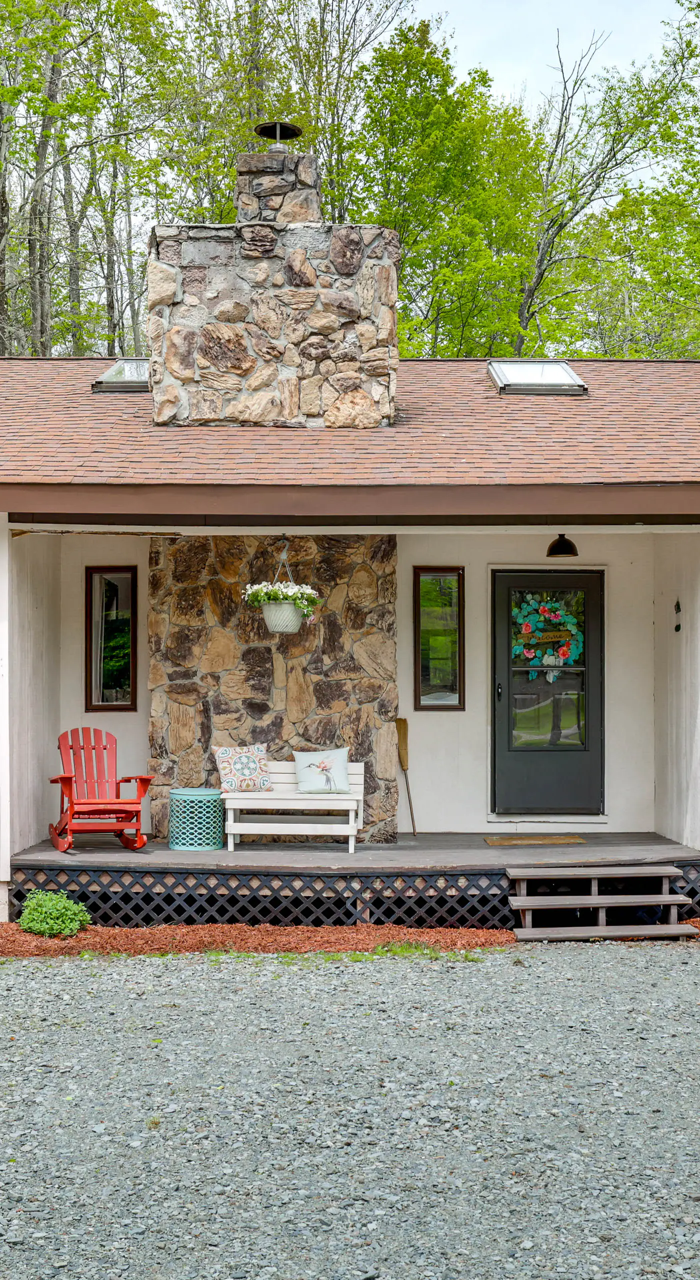 Peaceful Wooded Retreat at Lake Wallenpaupack!
