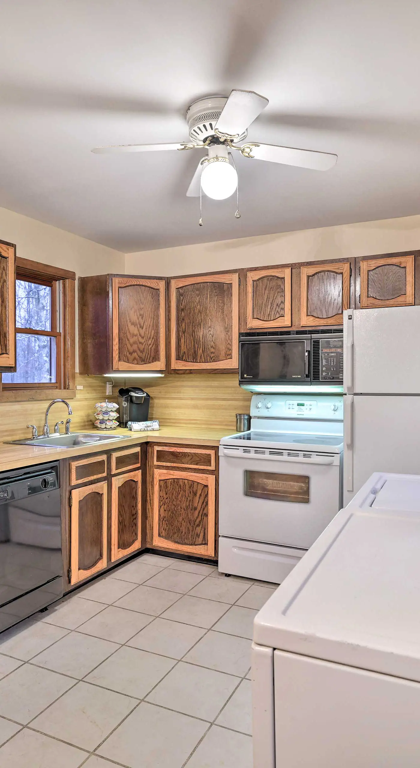 Peaceful Wooded Retreat at Lake Wallenpaupack!