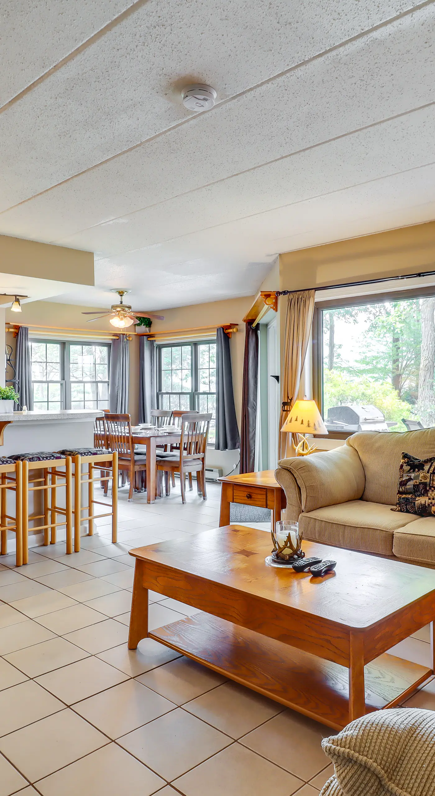 Steps to Shore: Scenic Big Boulder Lake Condo!