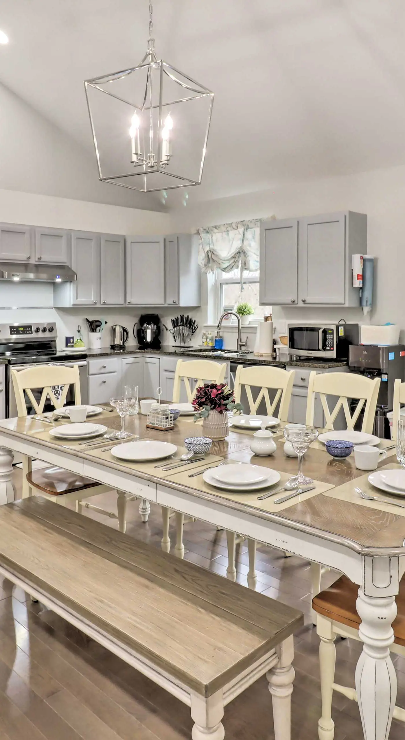 Gas Grill, Lake Access: Scenic Poconos Retreat!