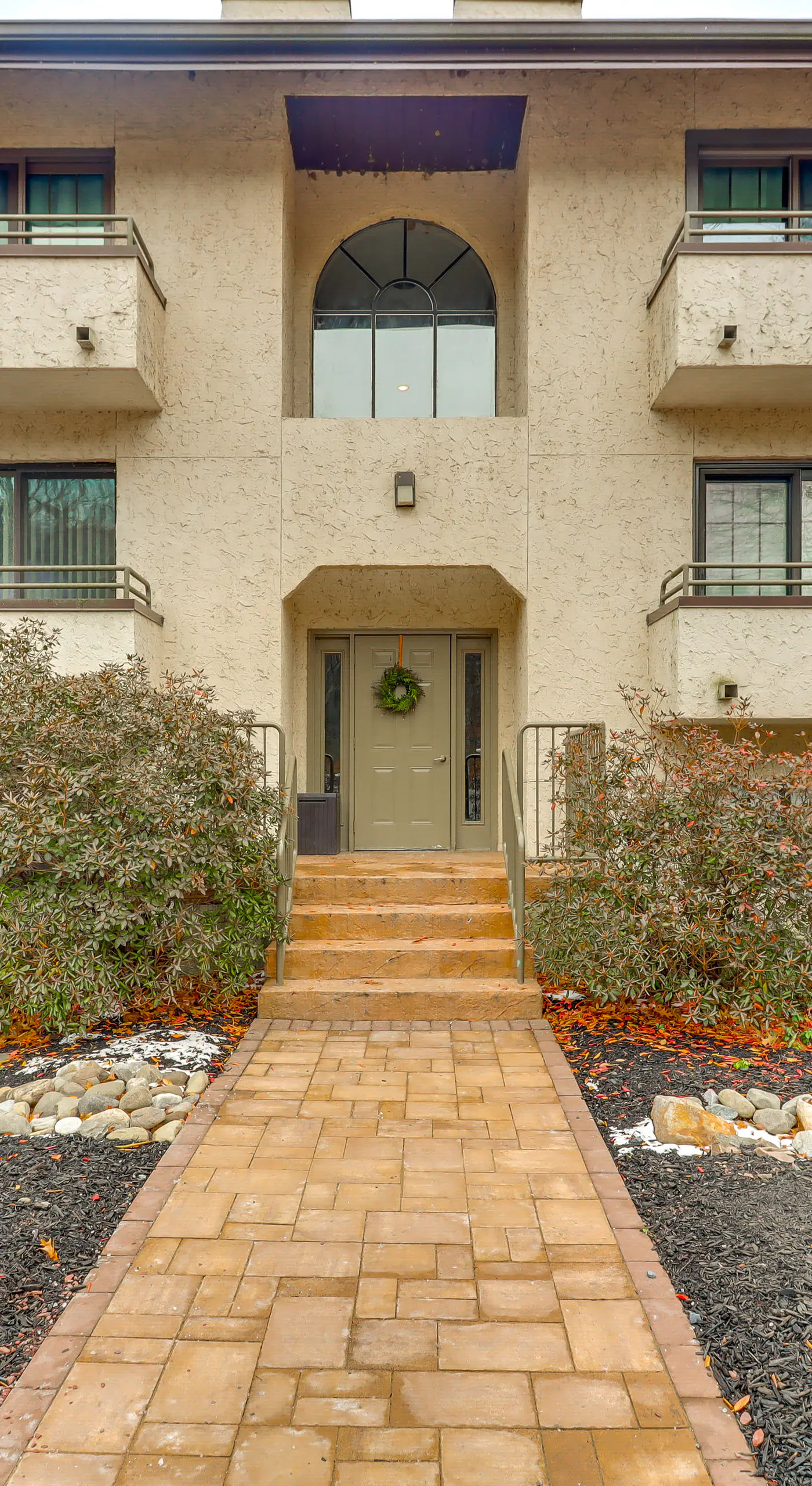 Game Room & BBQ: Waterfront Lake Harmony Condo!