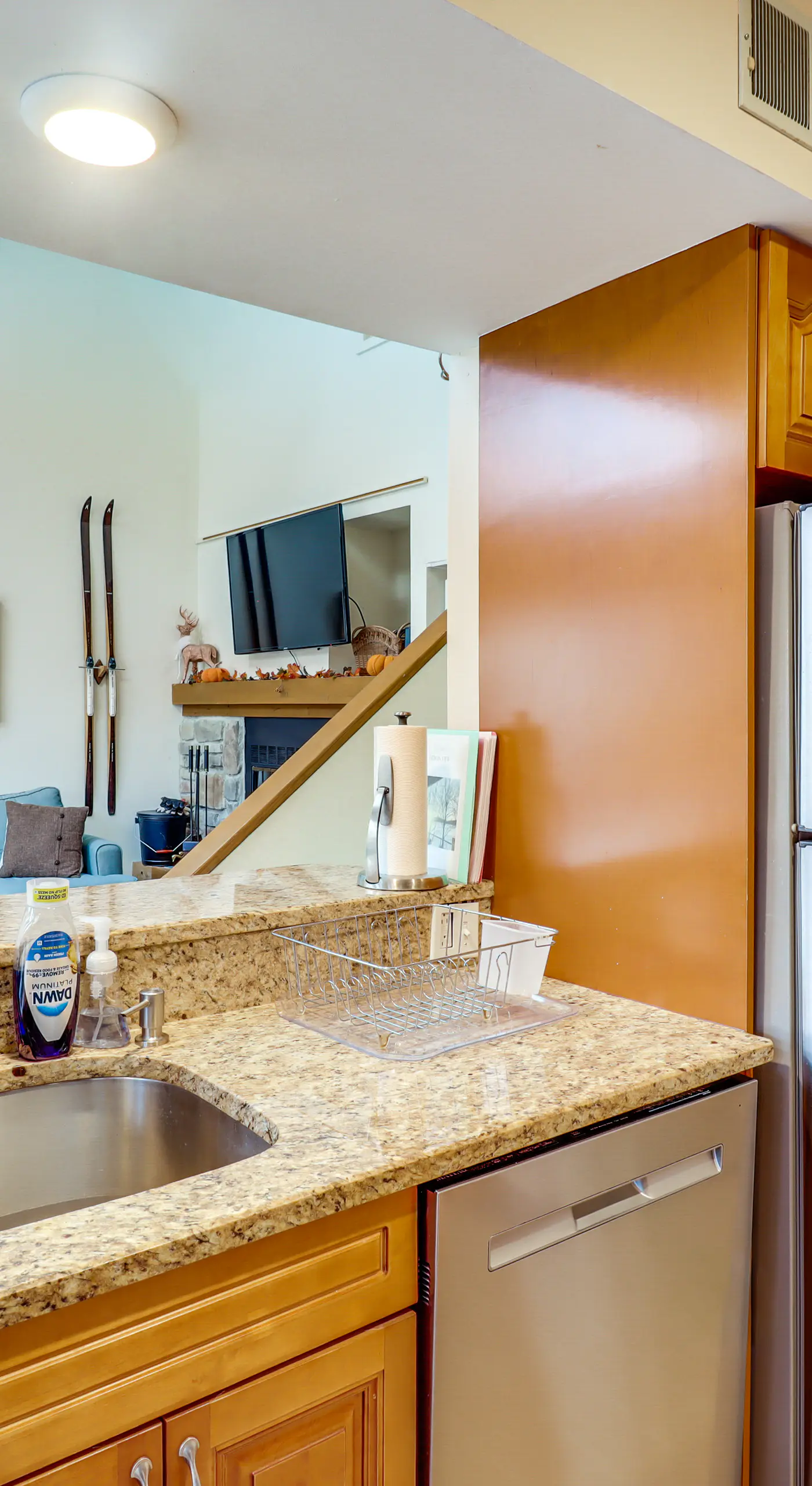 Game Room & BBQ: Waterfront Lake Harmony Condo!