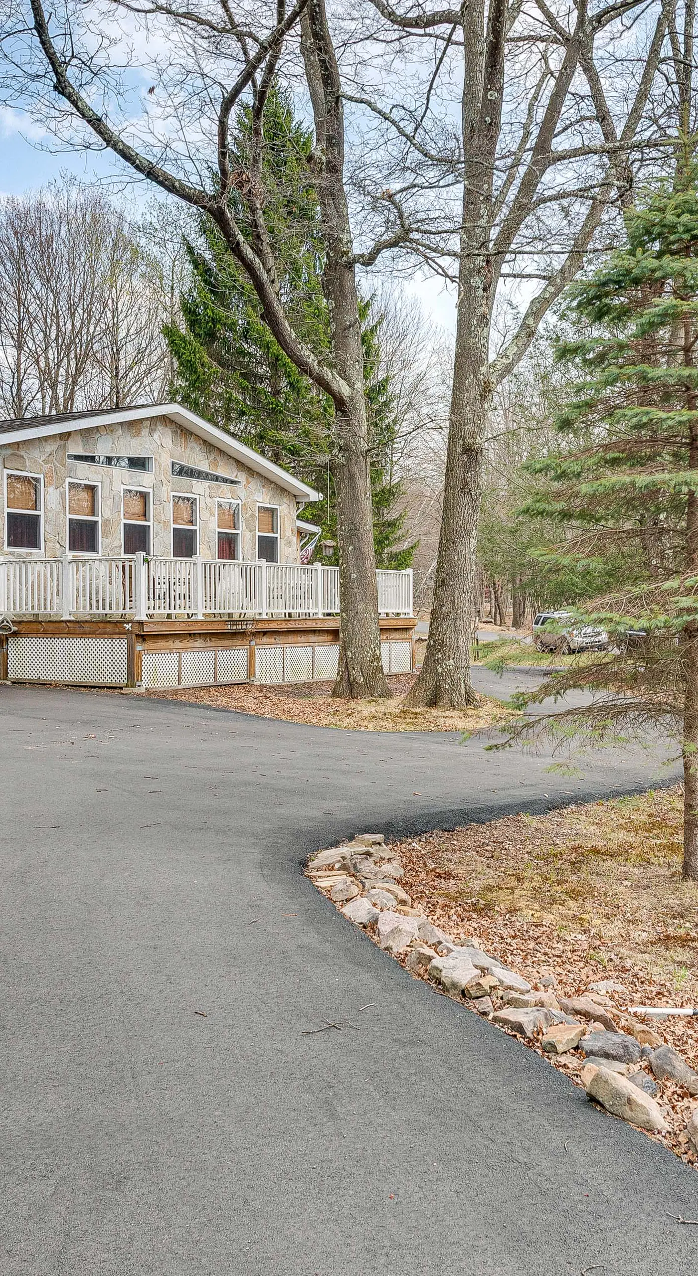 Fire Pit, Gas Grill: Pet-Friendly Blakeslee Home!