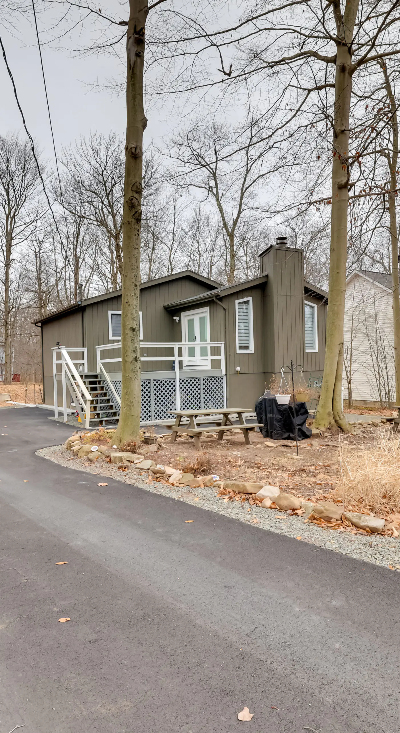 8 Mi to Tobyhanna State Park: Poconos Home!