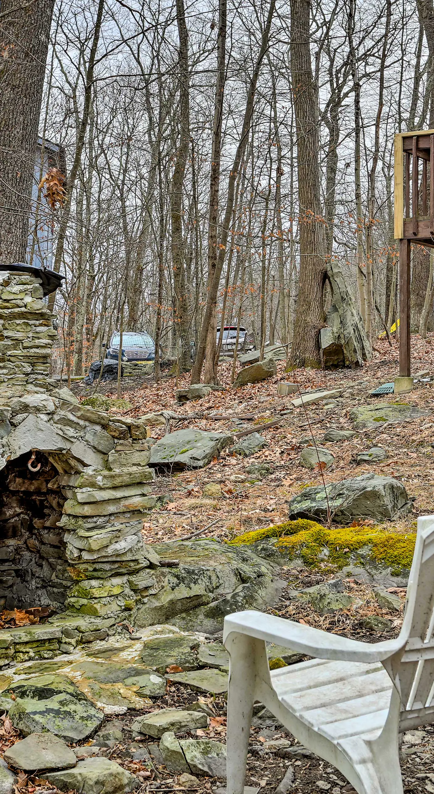 4 Mi to Tubing: Cozy Bushkill Cabin w/ Deck!