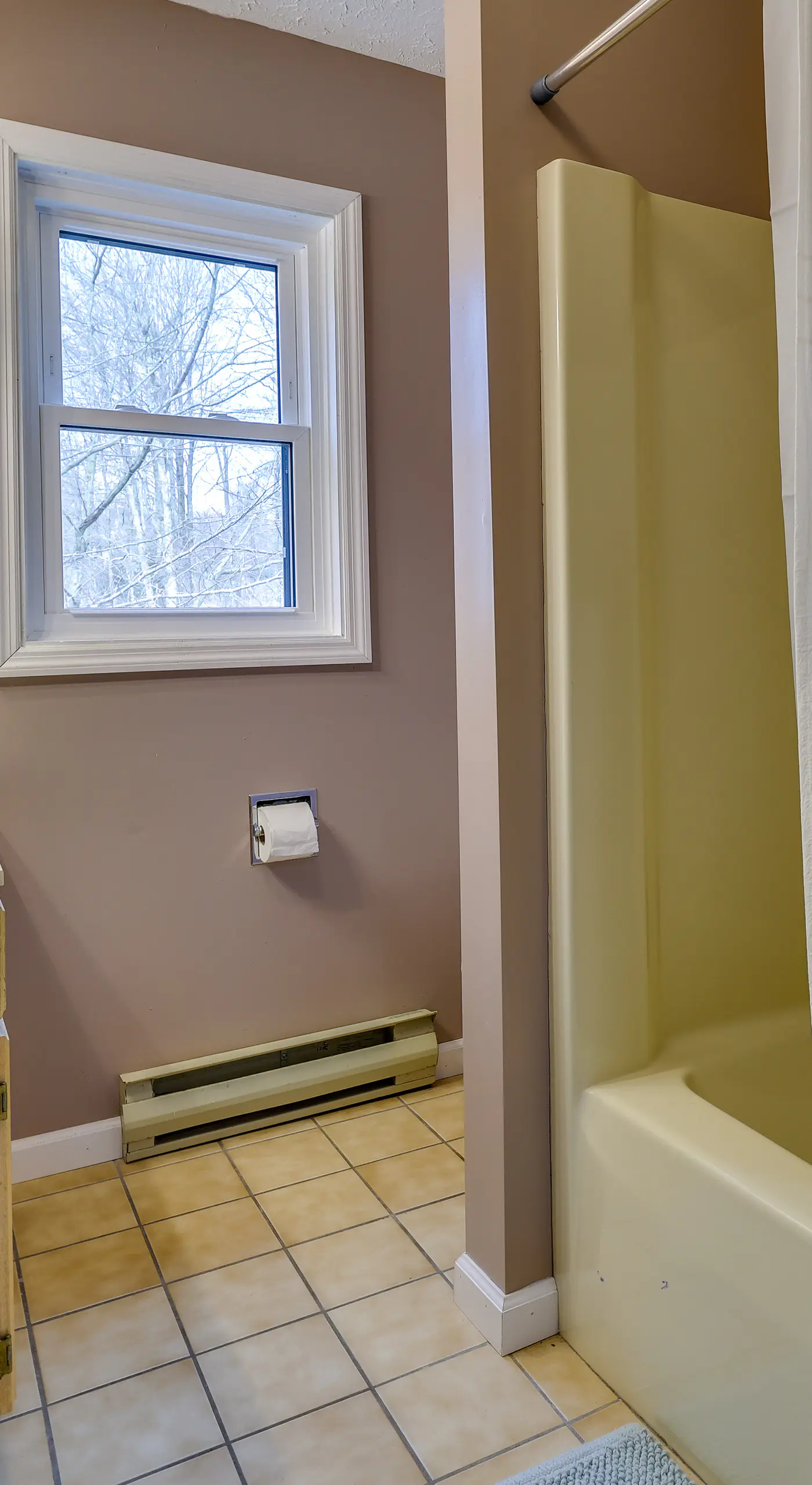 Lovely Poconos Cabin w/ Resort Amenities!