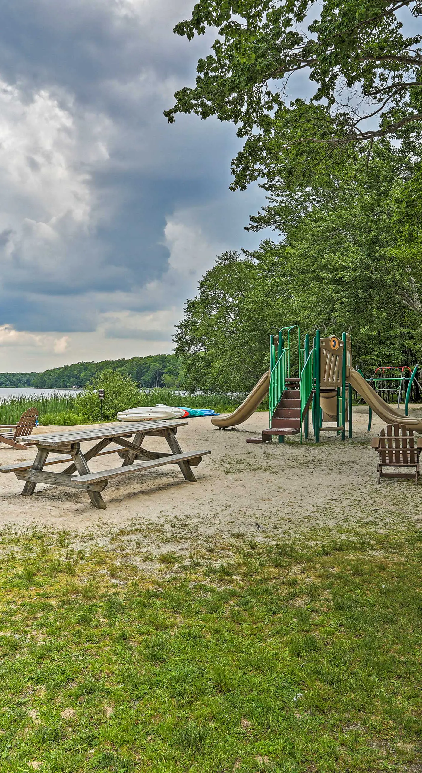 Lovely Poconos Cabin w/ Resort Amenities!