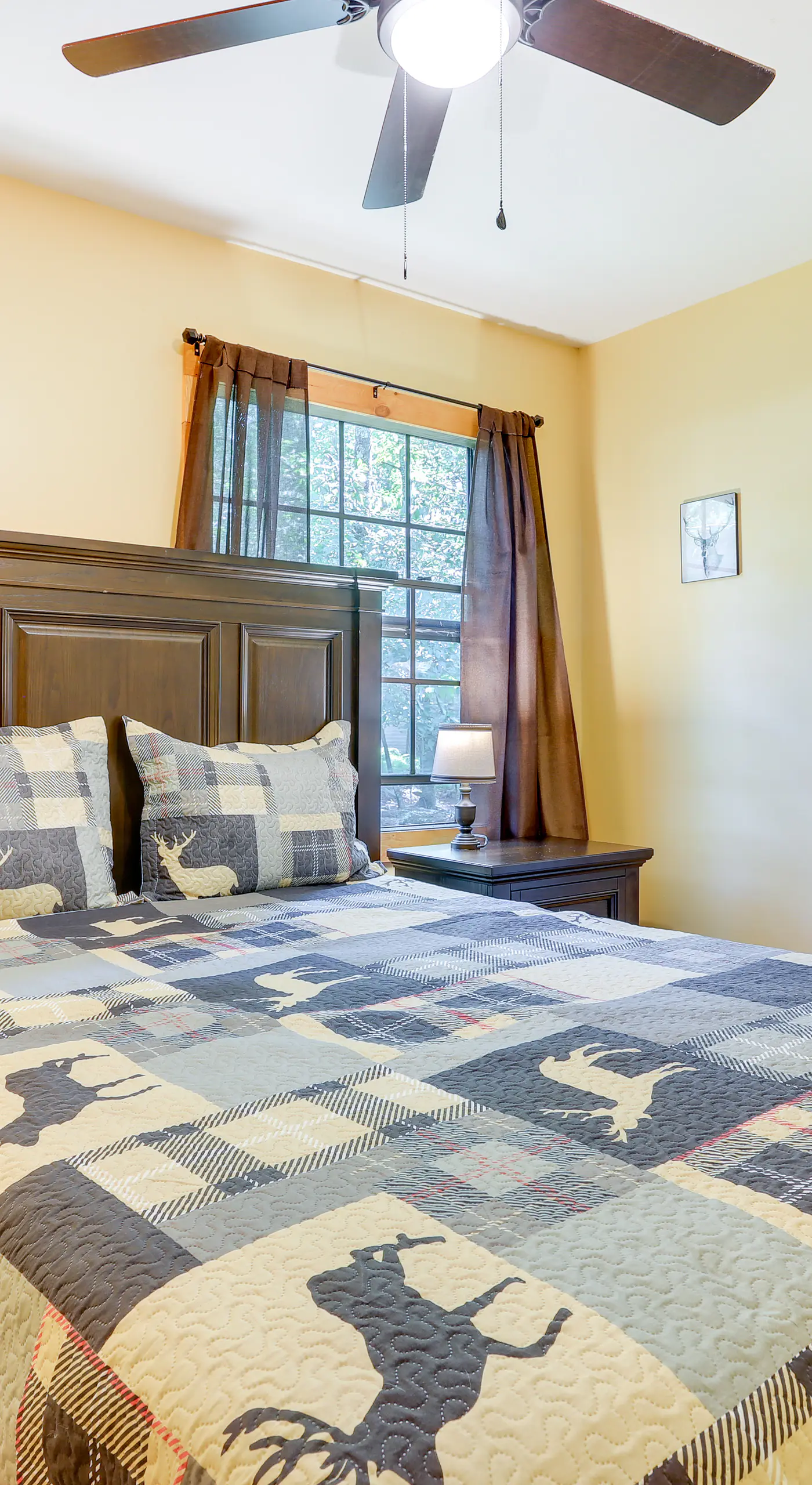 Pools & Ski Access: Lackawaxen Cottage w/ Deck!