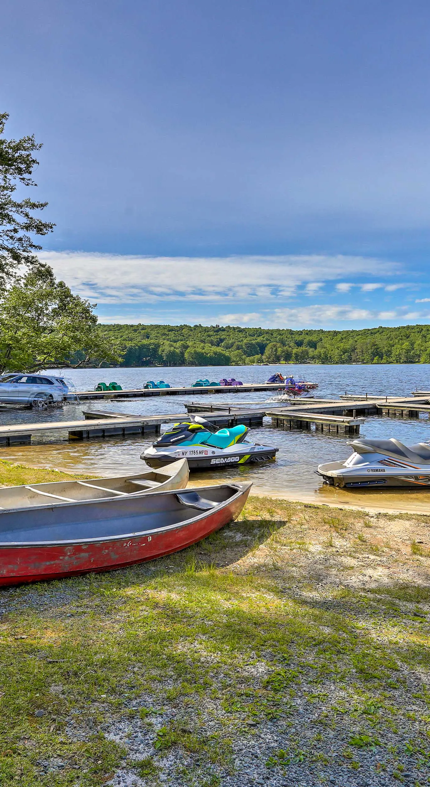 Pools & Ski Access: Lackawaxen Cottage w/ Deck!