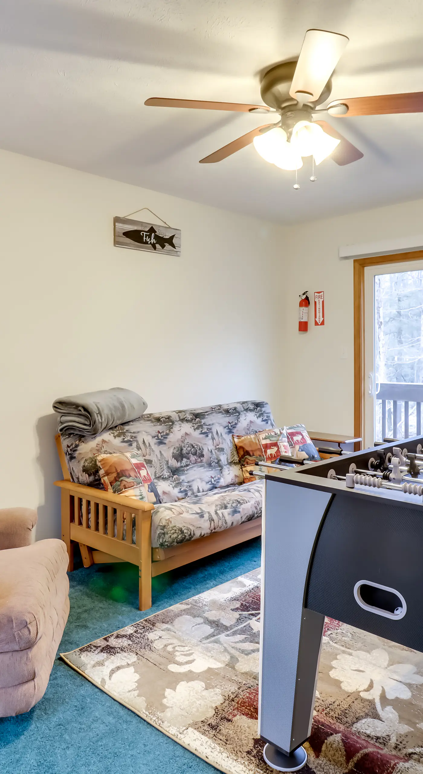Private Hot Tub + Lake Access: Poconos Escape!