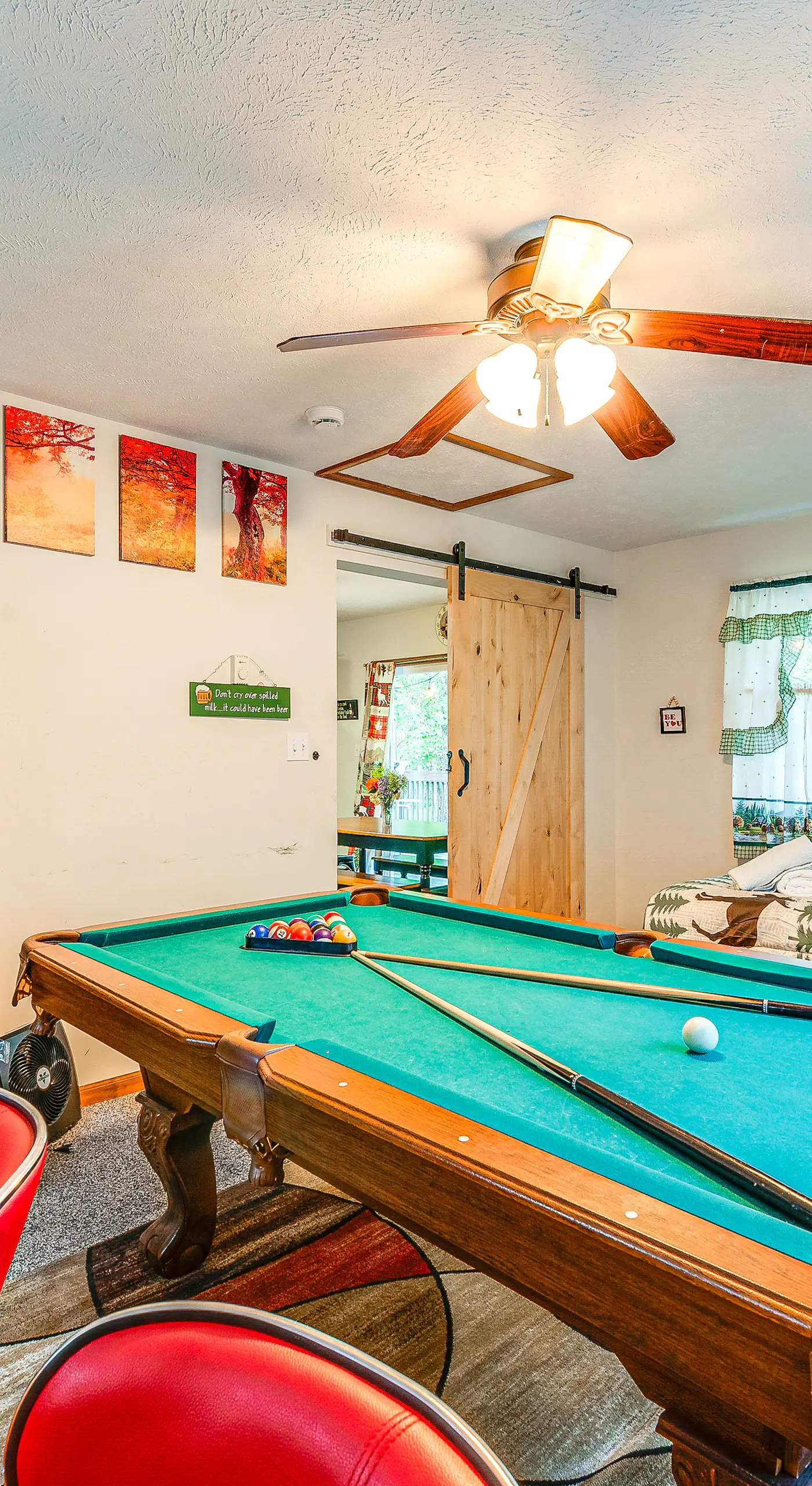 Private Hot Tub + Lake Access: Poconos Escape!
