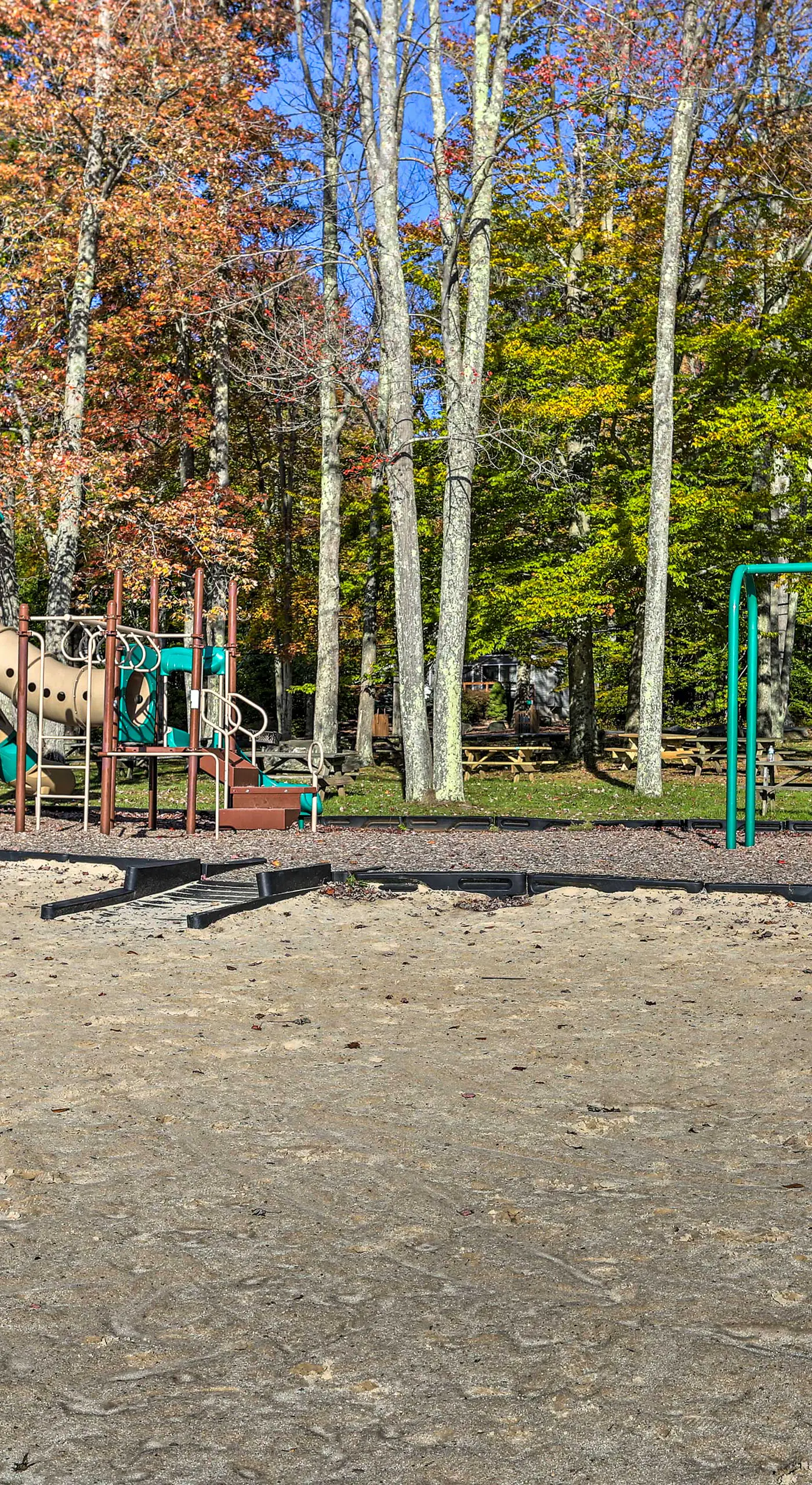 Private Hot Tub + Lake Access: Poconos Escape!