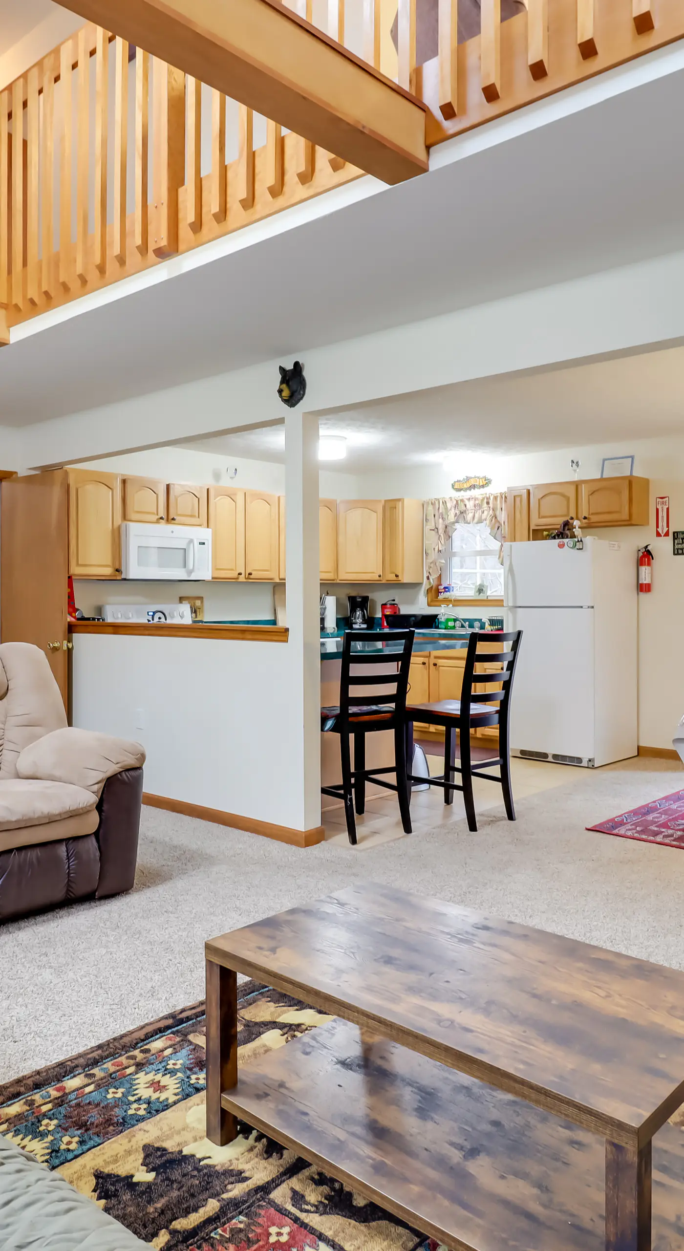 Private Hot Tub + Lake Access: Poconos Escape!
