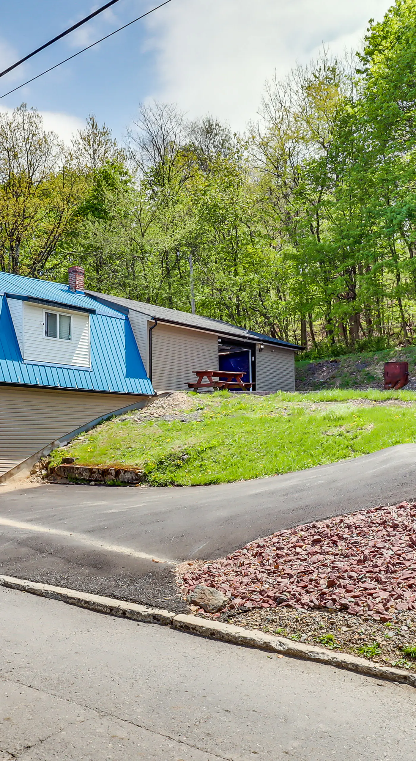 7 Mi to Whitewater Rafting: Cozy Lansford Cabin!
