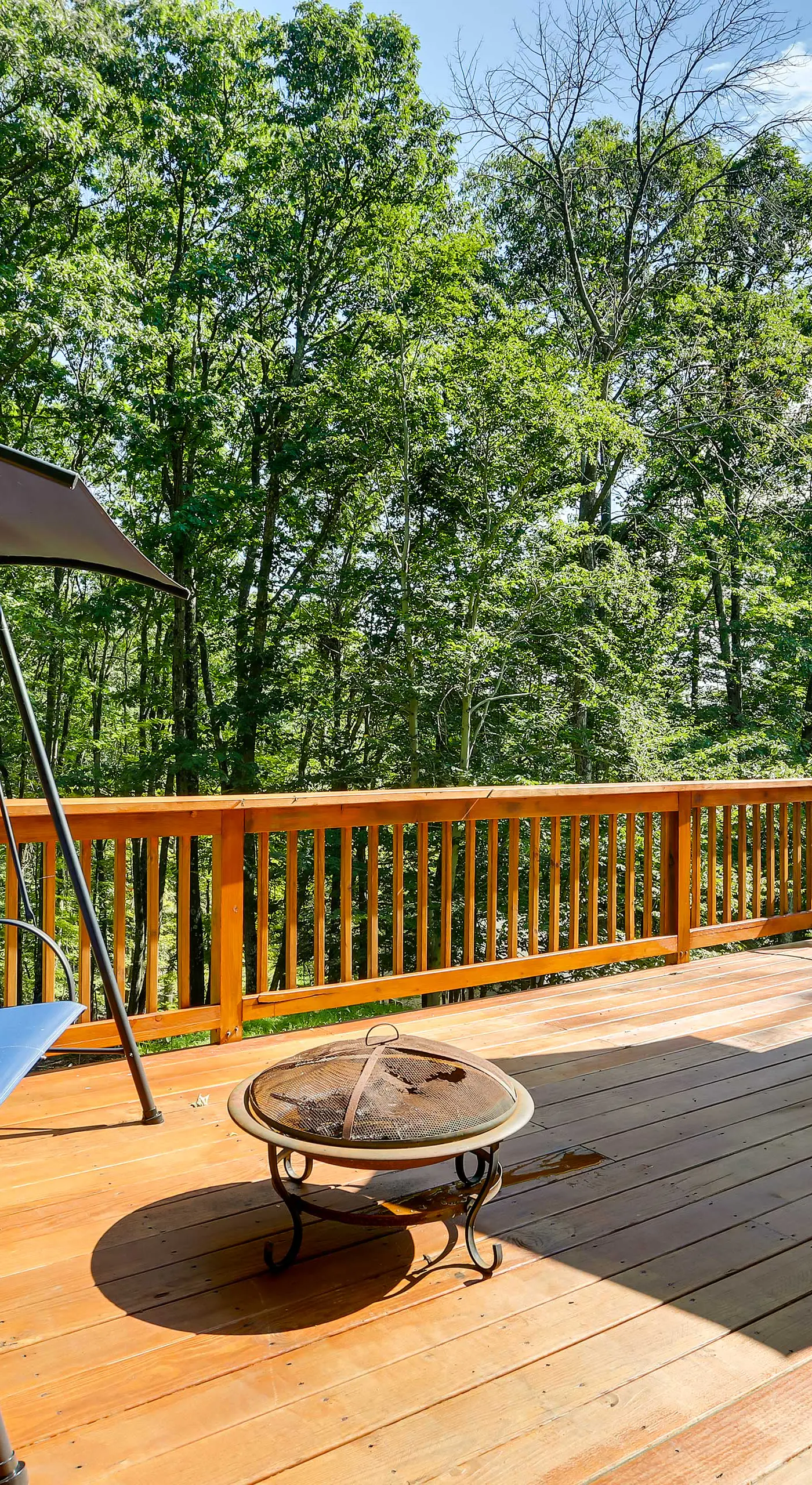 Walk to Lake Wallenpaupack: Poconos Vacation Home