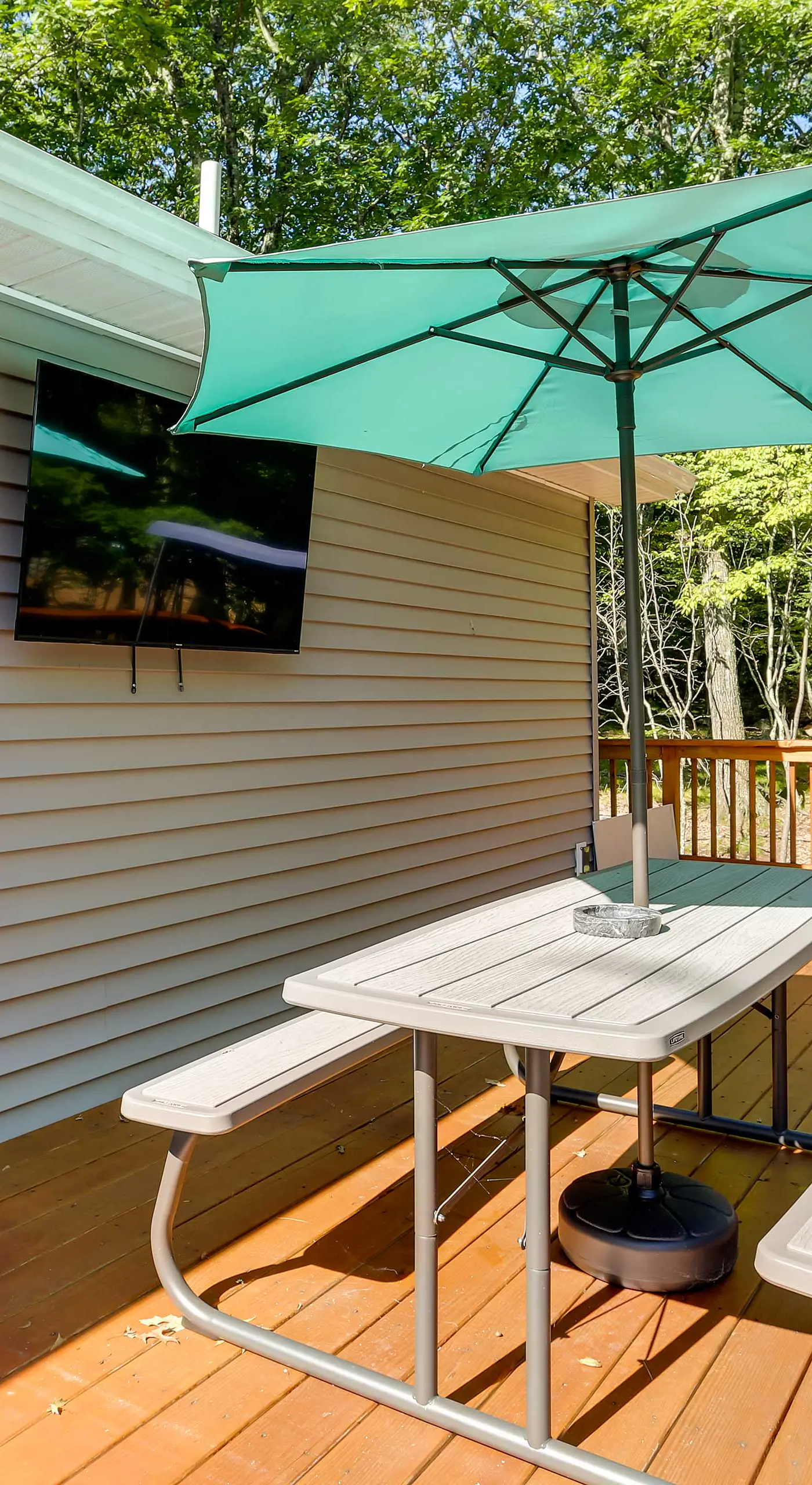 Walk to Lake Wallenpaupack: Poconos Vacation Home