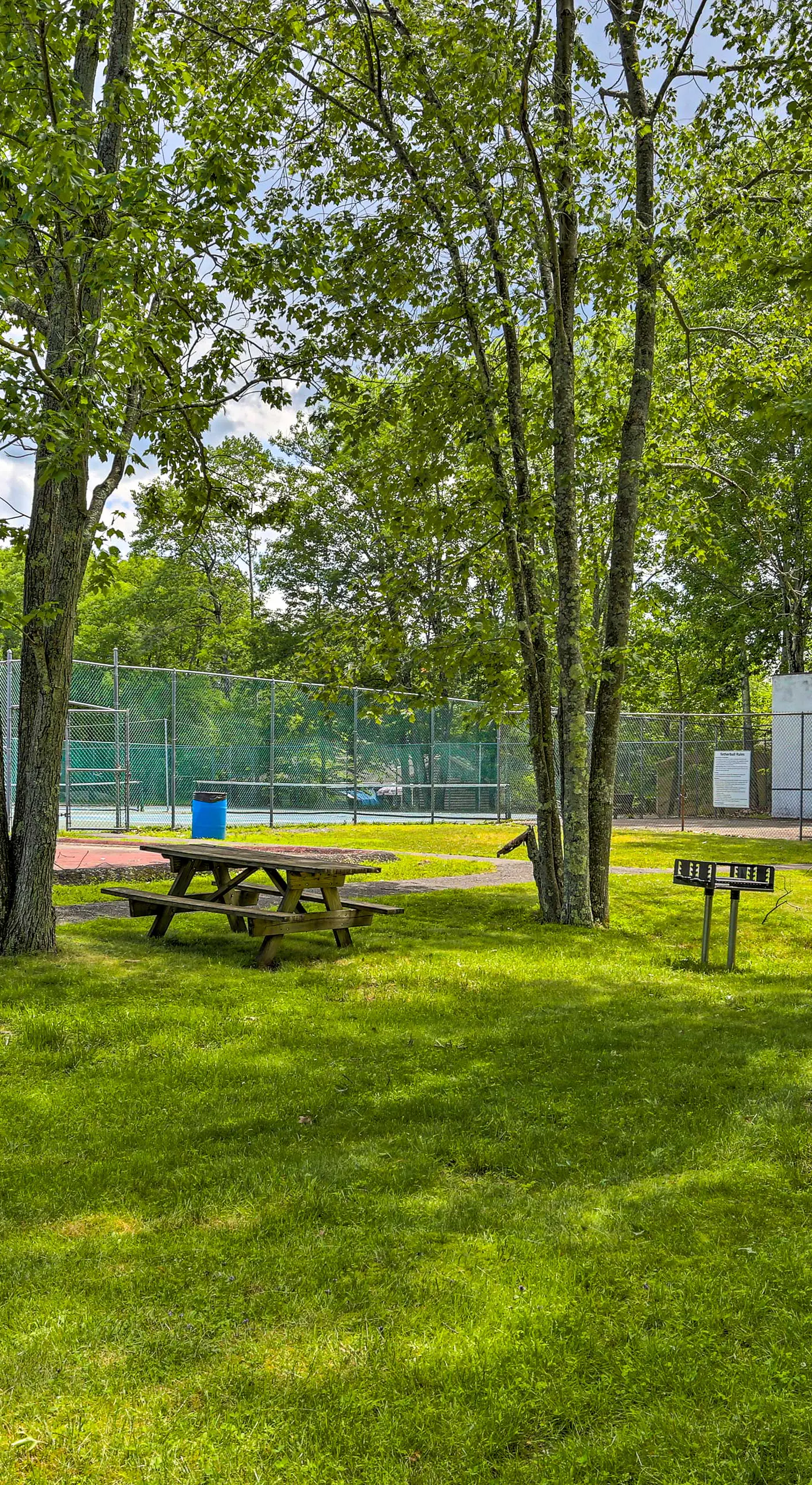 Walk to Lake Wallenpaupack: Poconos Vacation Home