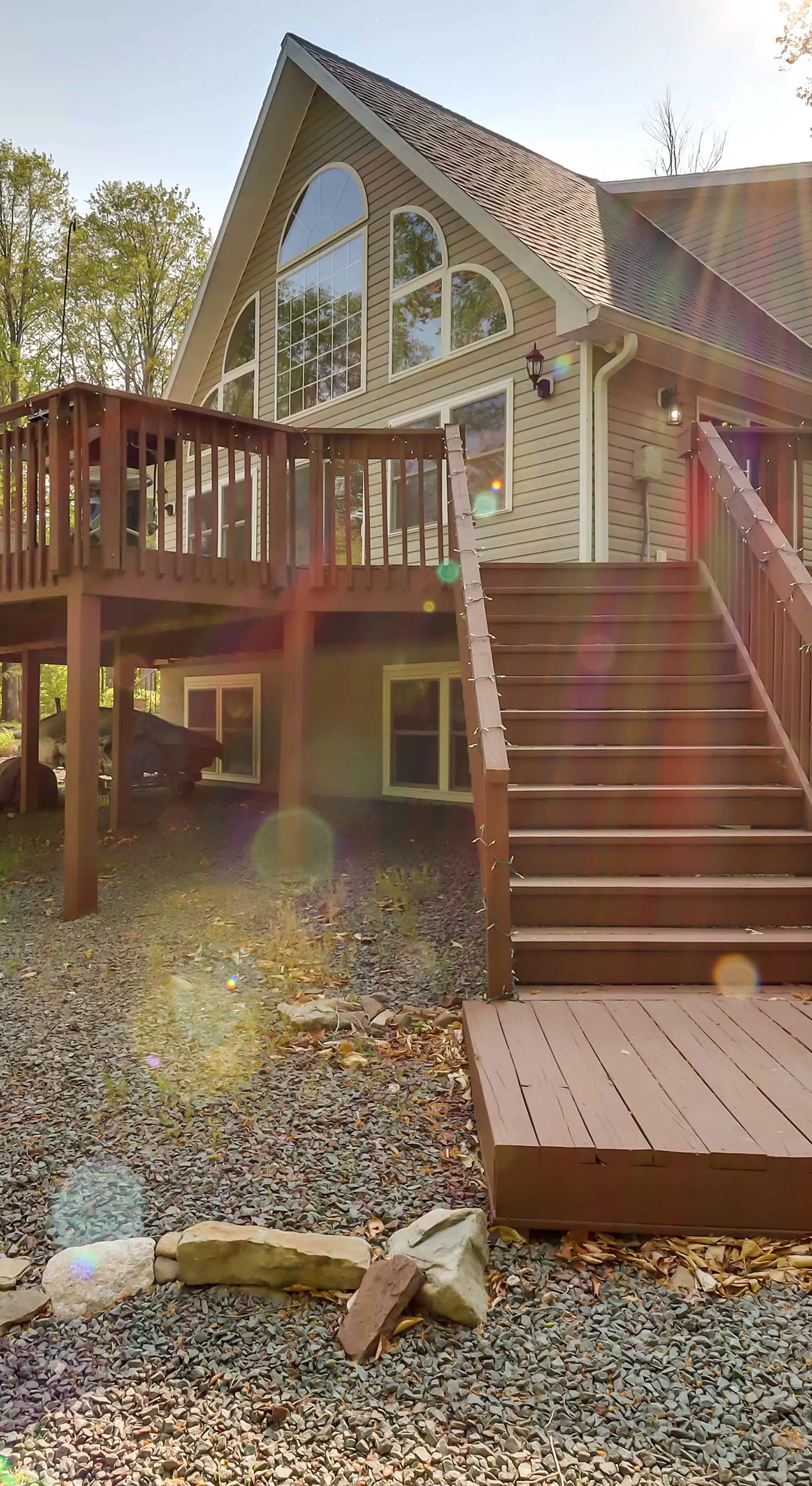 Huge Deck: Stunning Pocono Lake Vacation Rental!