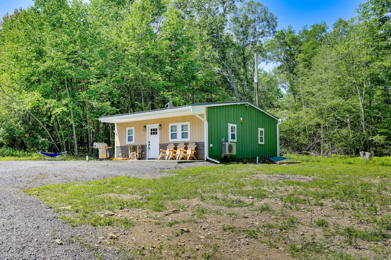 Secluded Poconos Cabin: 75 Acres & Fire Pit! | 2 Bed East Stroudsburg ...