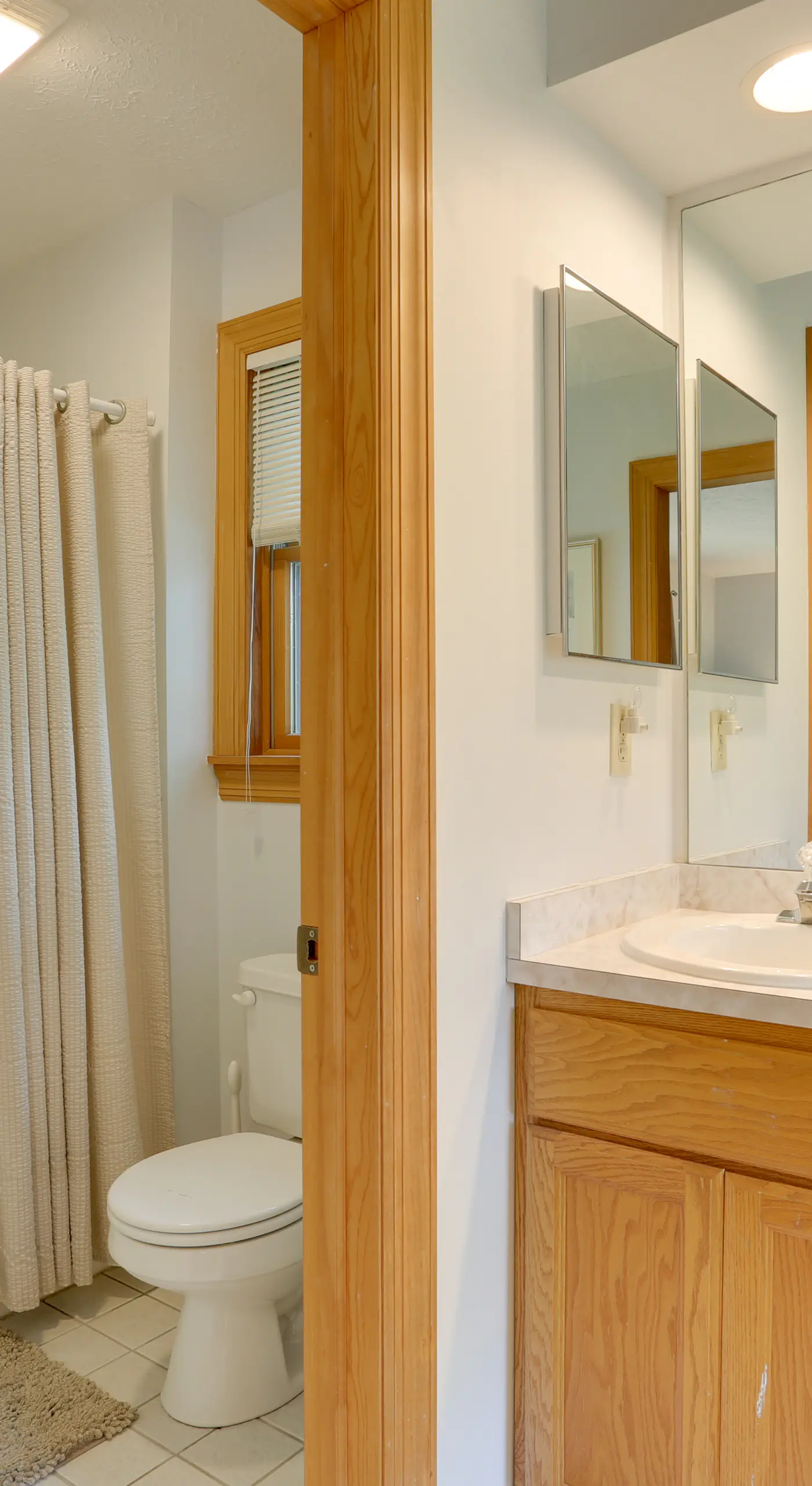 < 1 Mi to Camelback Resort: Home w/ Pool Table!