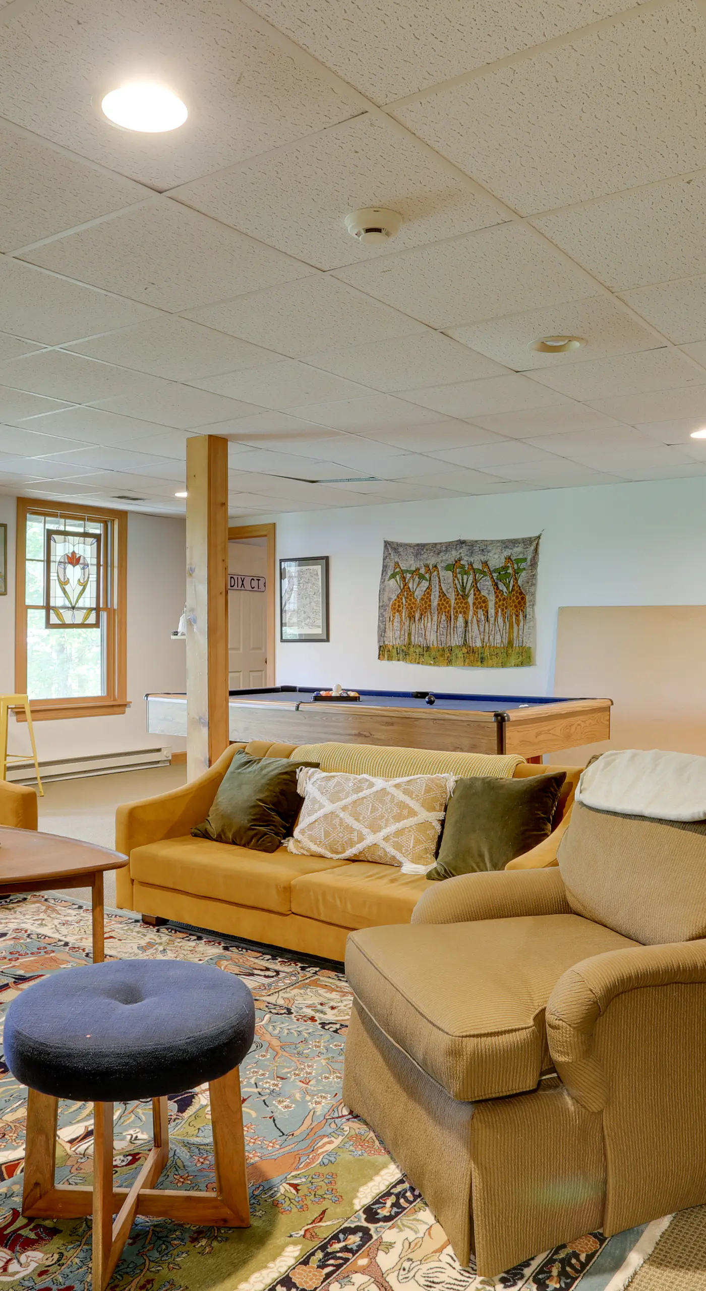 < 1 Mi to Camelback Resort: Home w/ Pool Table!