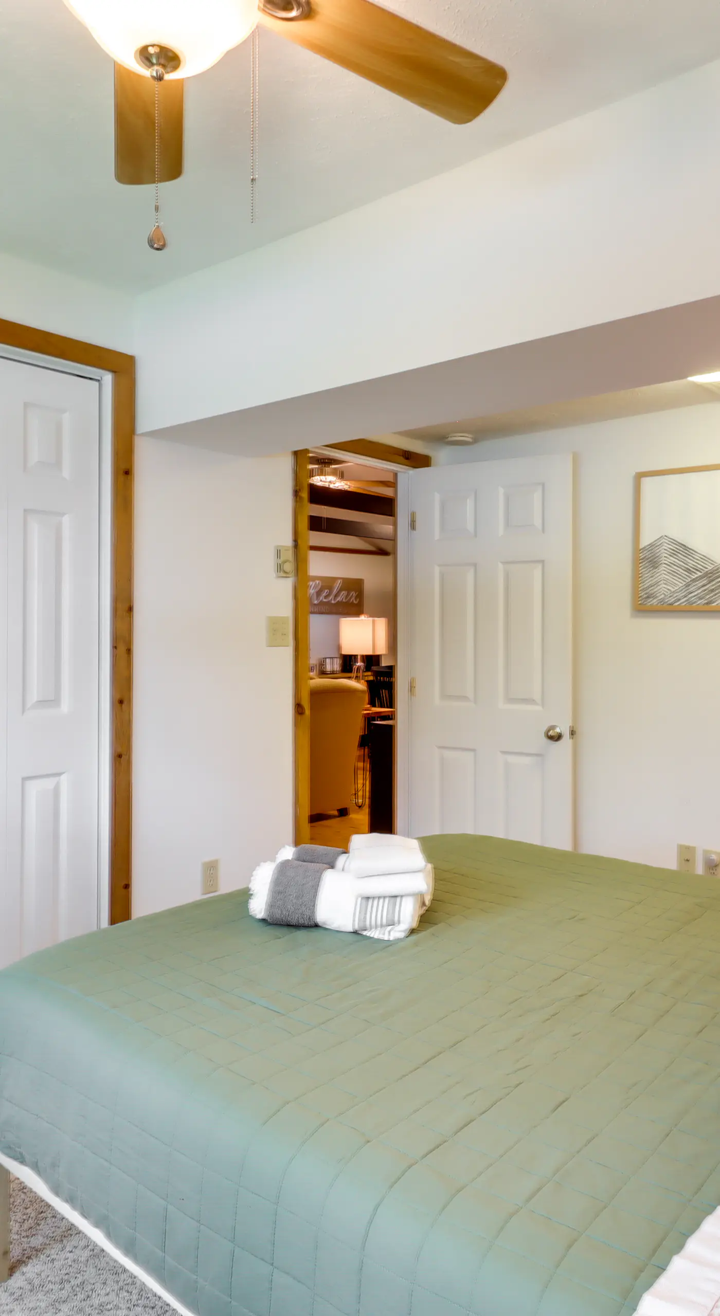 Walk to Beaches: Tree-Lined Pocono Lake Retreat!