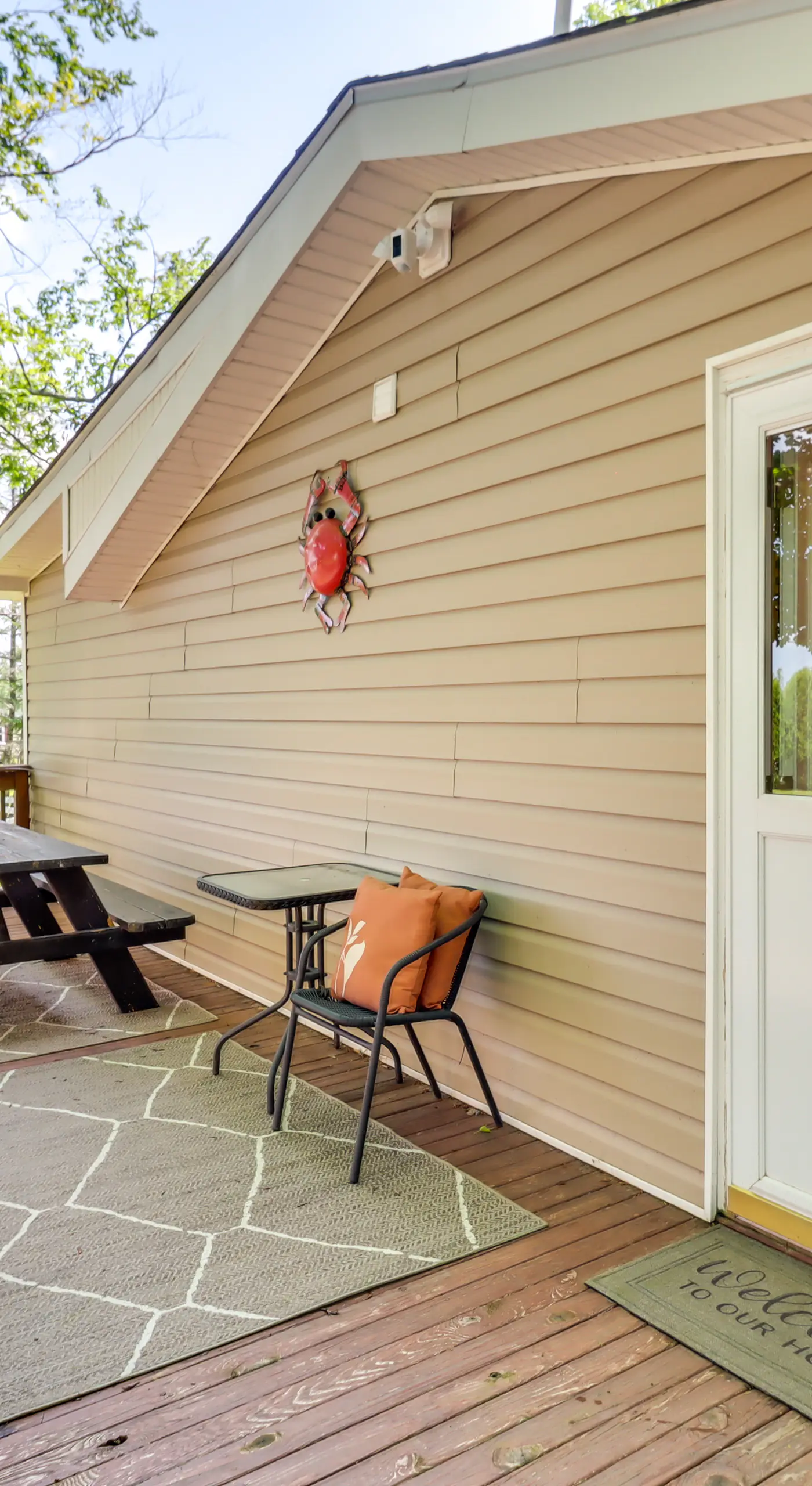 Walk to Beaches: Tree-Lined Pocono Lake Retreat!