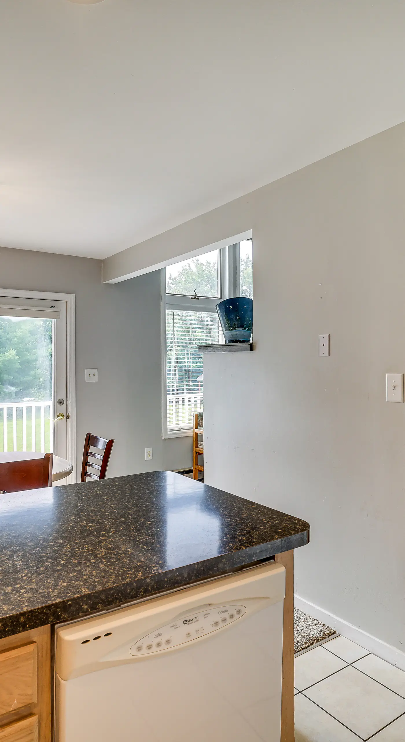 Near Big Boulder Mtn! Home w/ Fireplace & Games