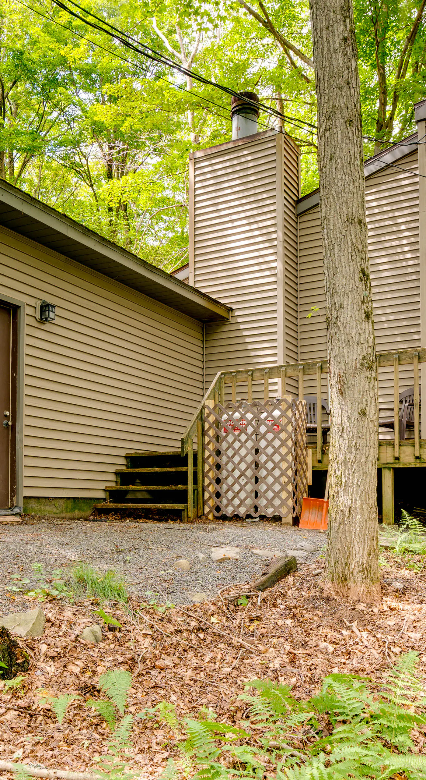 1 Mi to Gouldsboro State Park: Cabin w/ Deck!