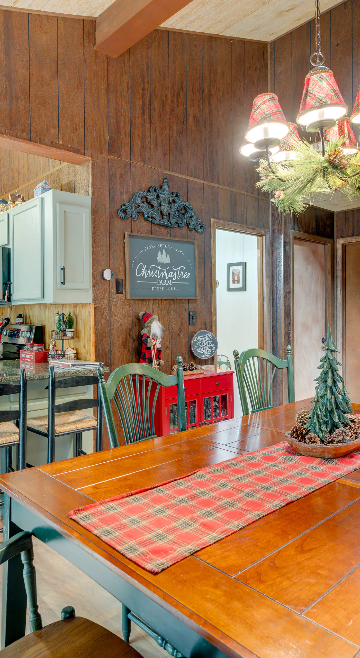 1 Mi to Gouldsboro State Park: Cabin w/ Deck!