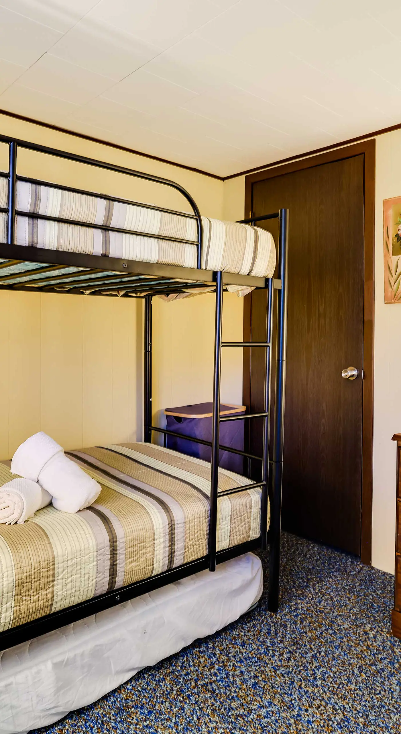 Hike, Swim, Ski & More: Home in Arrowhead Lakes!
