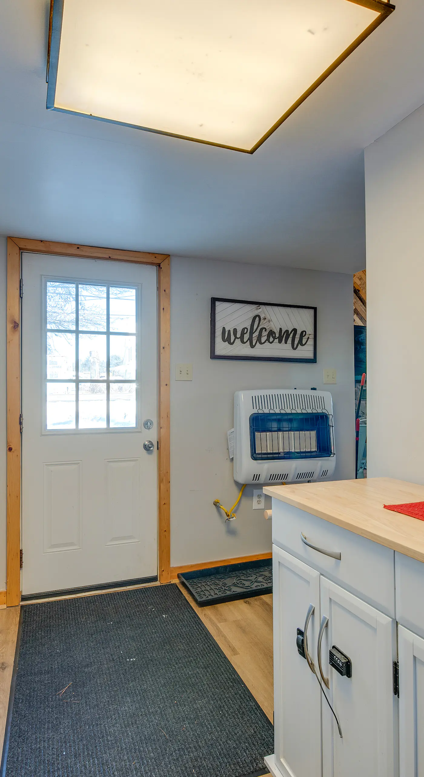 Pocono Couple's Getaway! Cute Cabin on 8 Acres