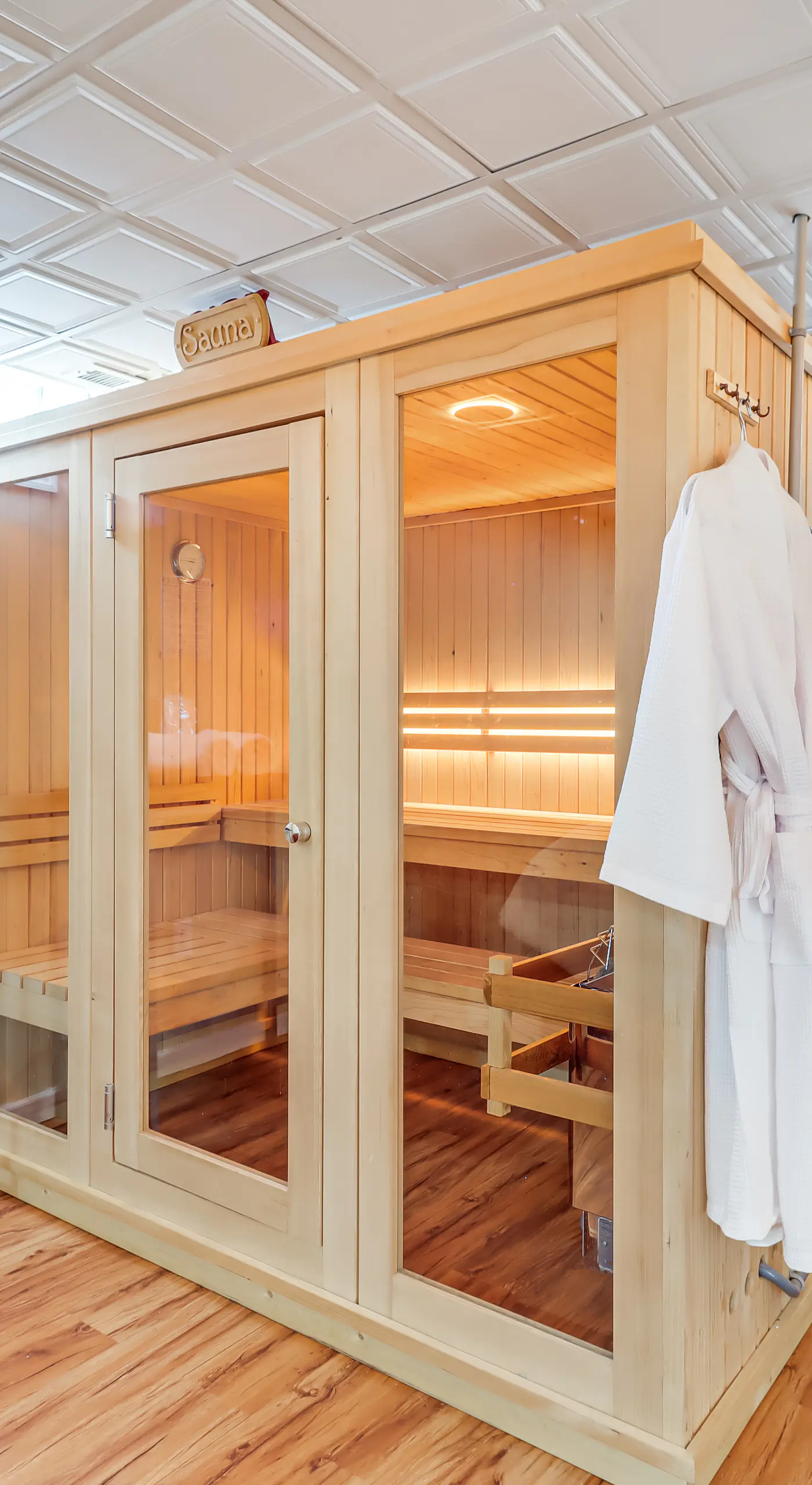 Chic Pocono Hideaway w/ Private Indoor Sauna