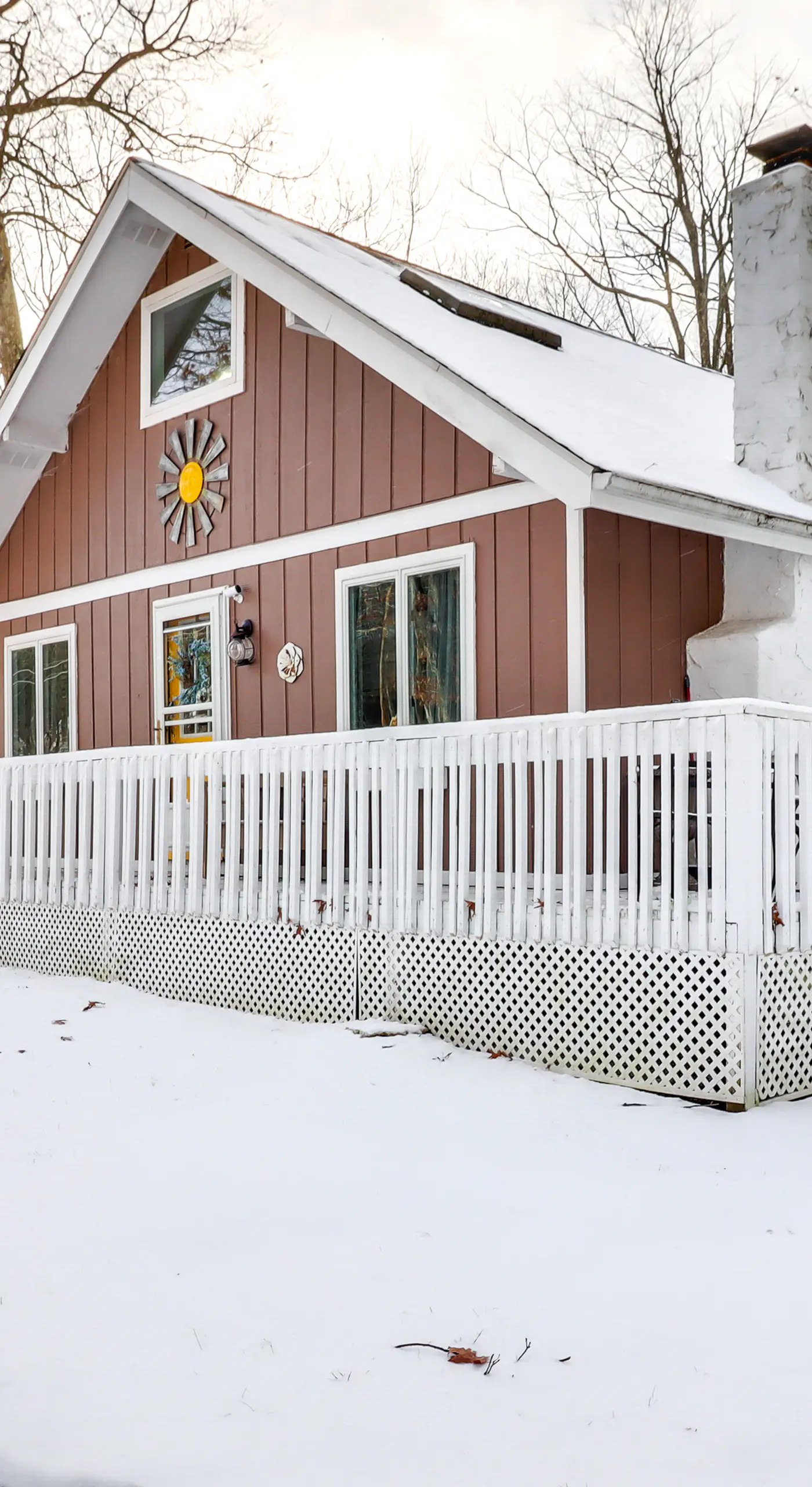 8 Mi to Big Boulder Mountain: Cabin w/ Decks!
