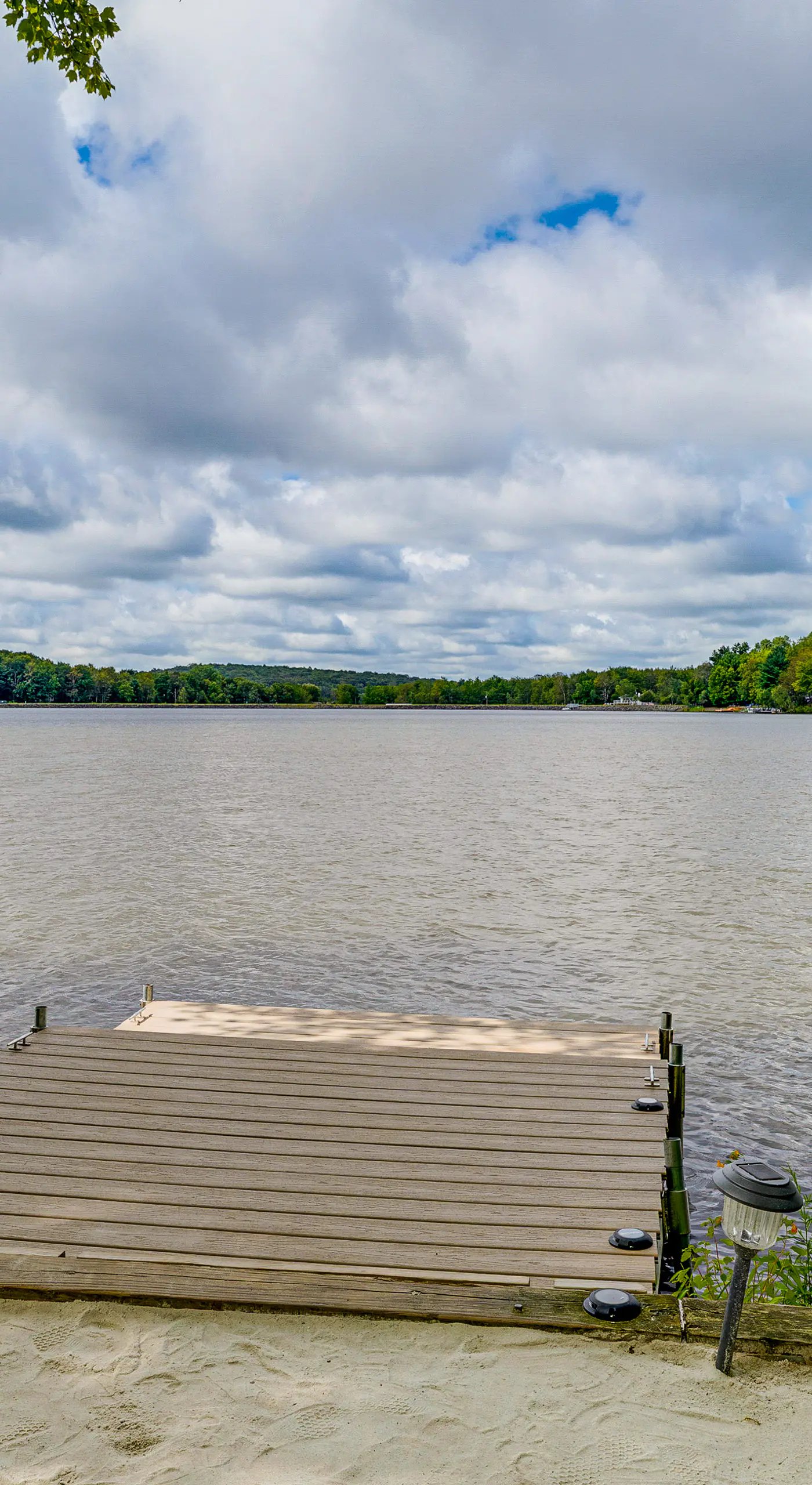 Lakefront Poconos Family Home w/ Pool Access