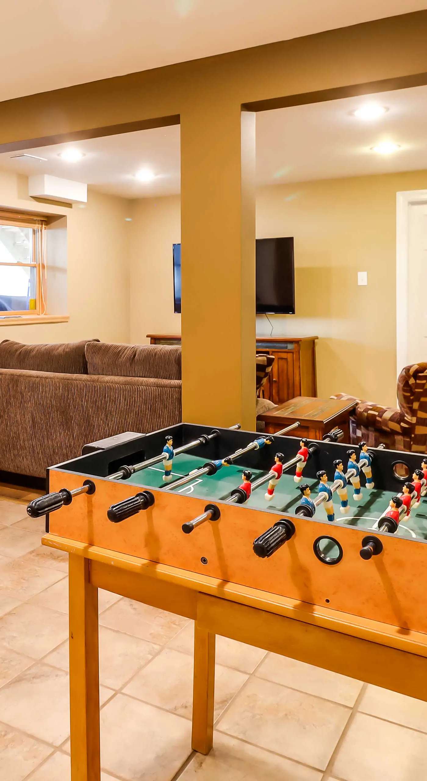 Lakefront Poconos Family Home w/ Pool Access